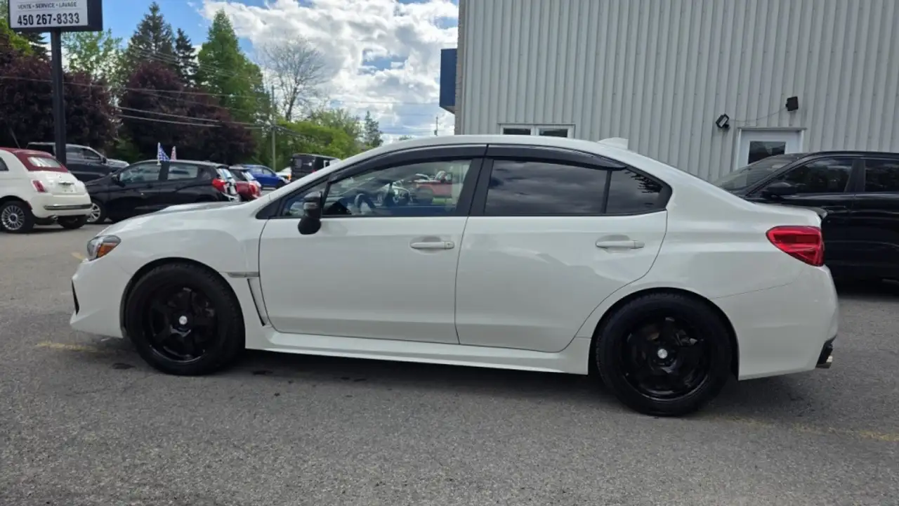 Subaru WRX снимка Subaru WRX