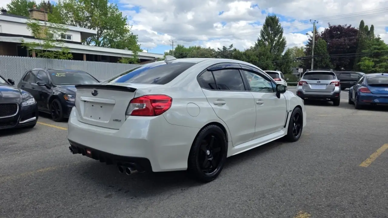 Subaru WRX снимка Subaru WRX