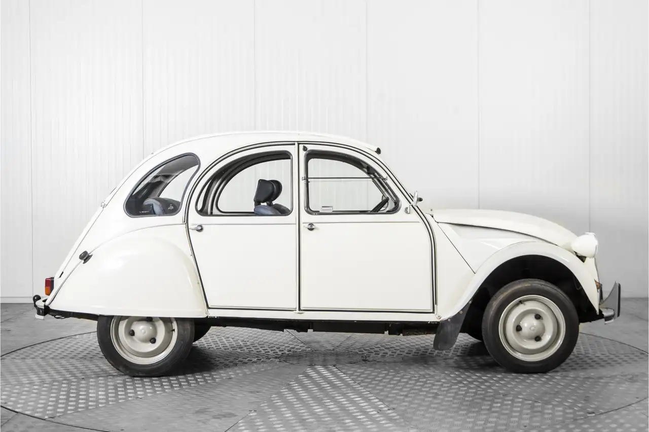 Citroen 2CV6 Club 40.000 km, foto 10