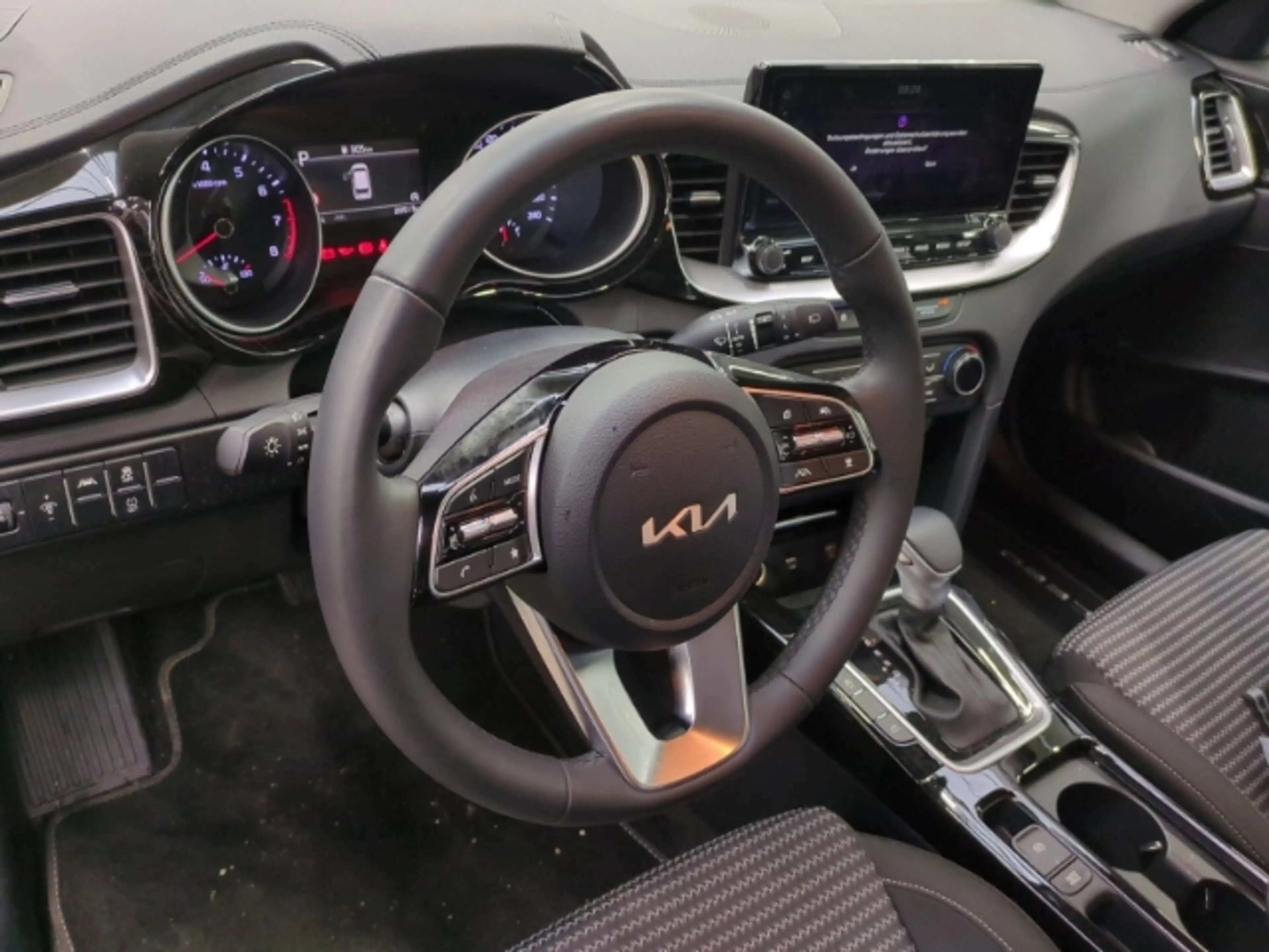 Kia Ceed / cee'd Sportswagon Spirit 1.5T NAVI,CARPLAY,KAMERA — photo 11