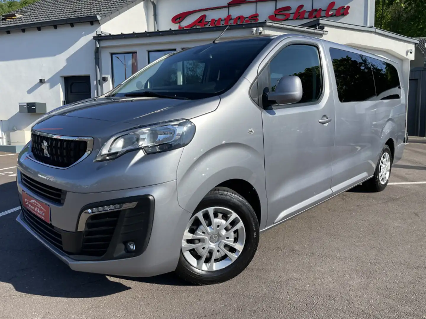 Peugeot Traveller 2.0 BLUEHDI 150CH S\u0026S LONG BUSINESS 9 PLACES - 2