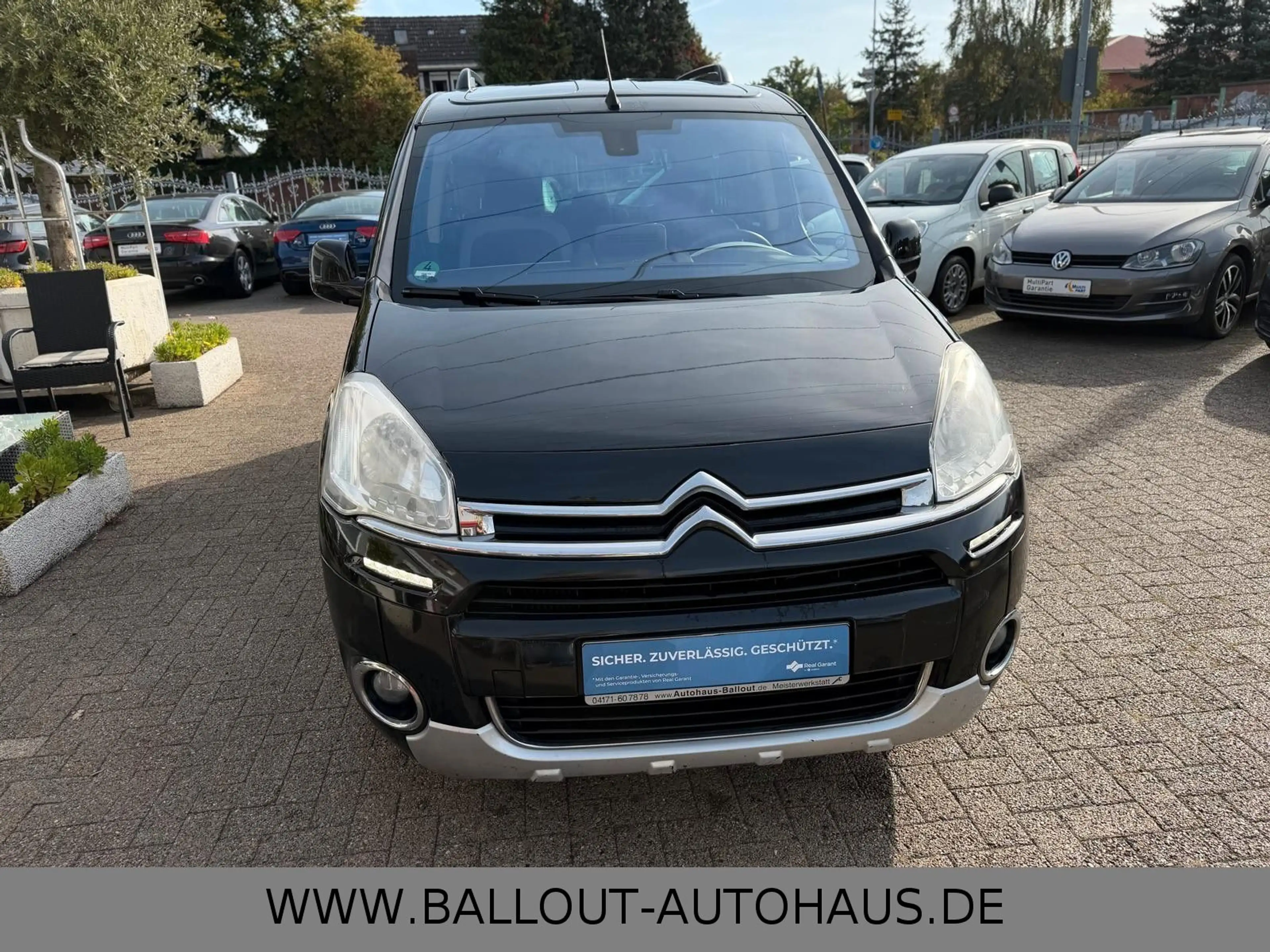 Citroen Berlingo Kombi Selection*AHK*TEMPO*PANO*NAVI*SHZ — photo 3