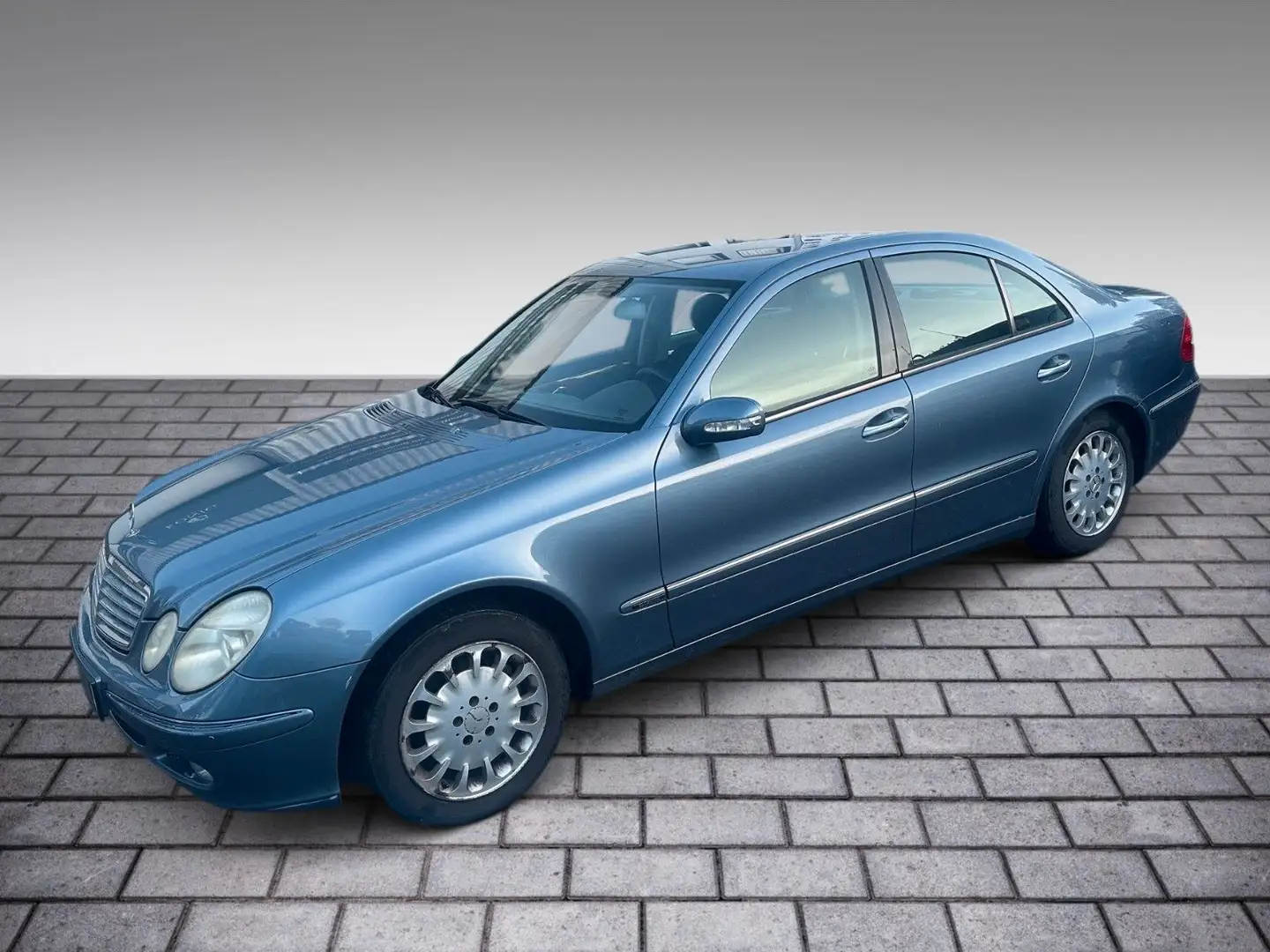 Mercedes-Benz E 240 E -Klasse Lim.  Elegance Blu/Azzurro - 1