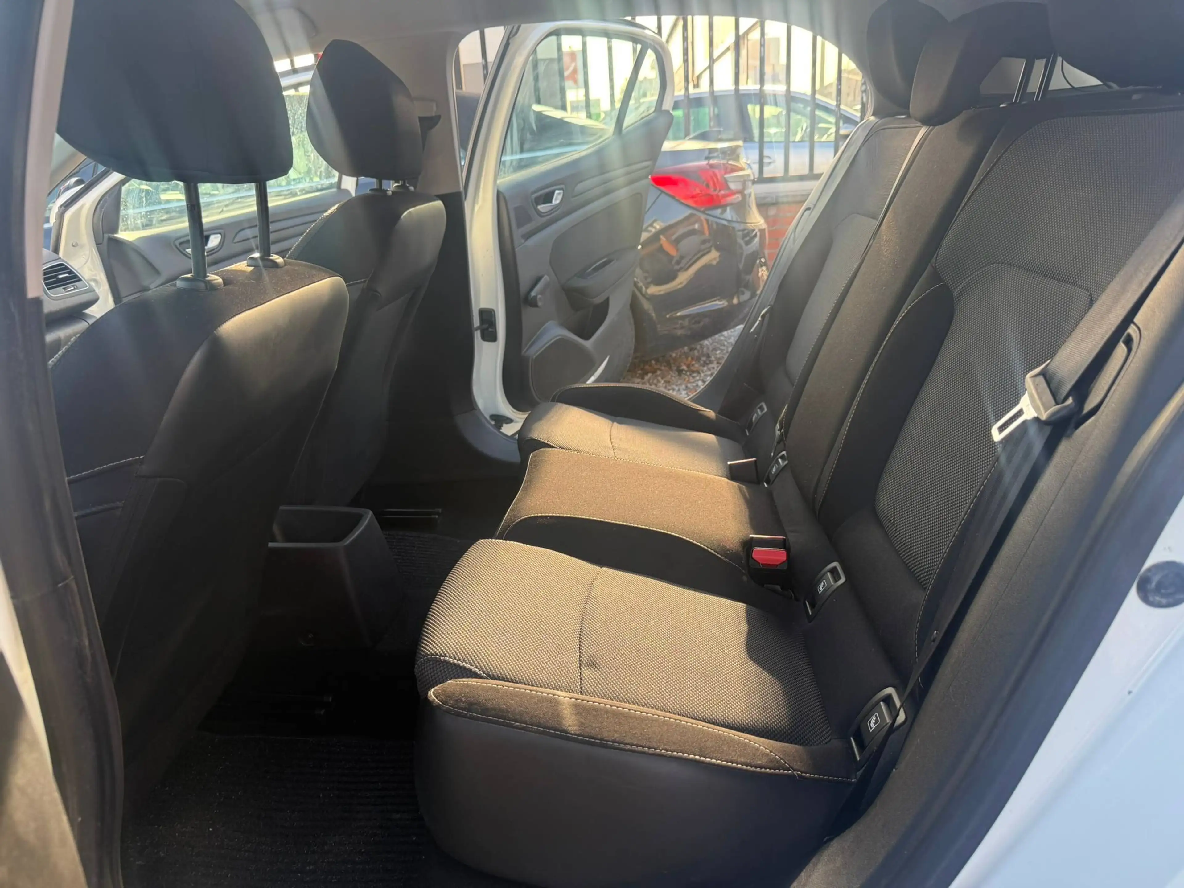 Renault Megane Megane 1.5 dCi/CLIM/PDC/REGULATEUR — photo 13