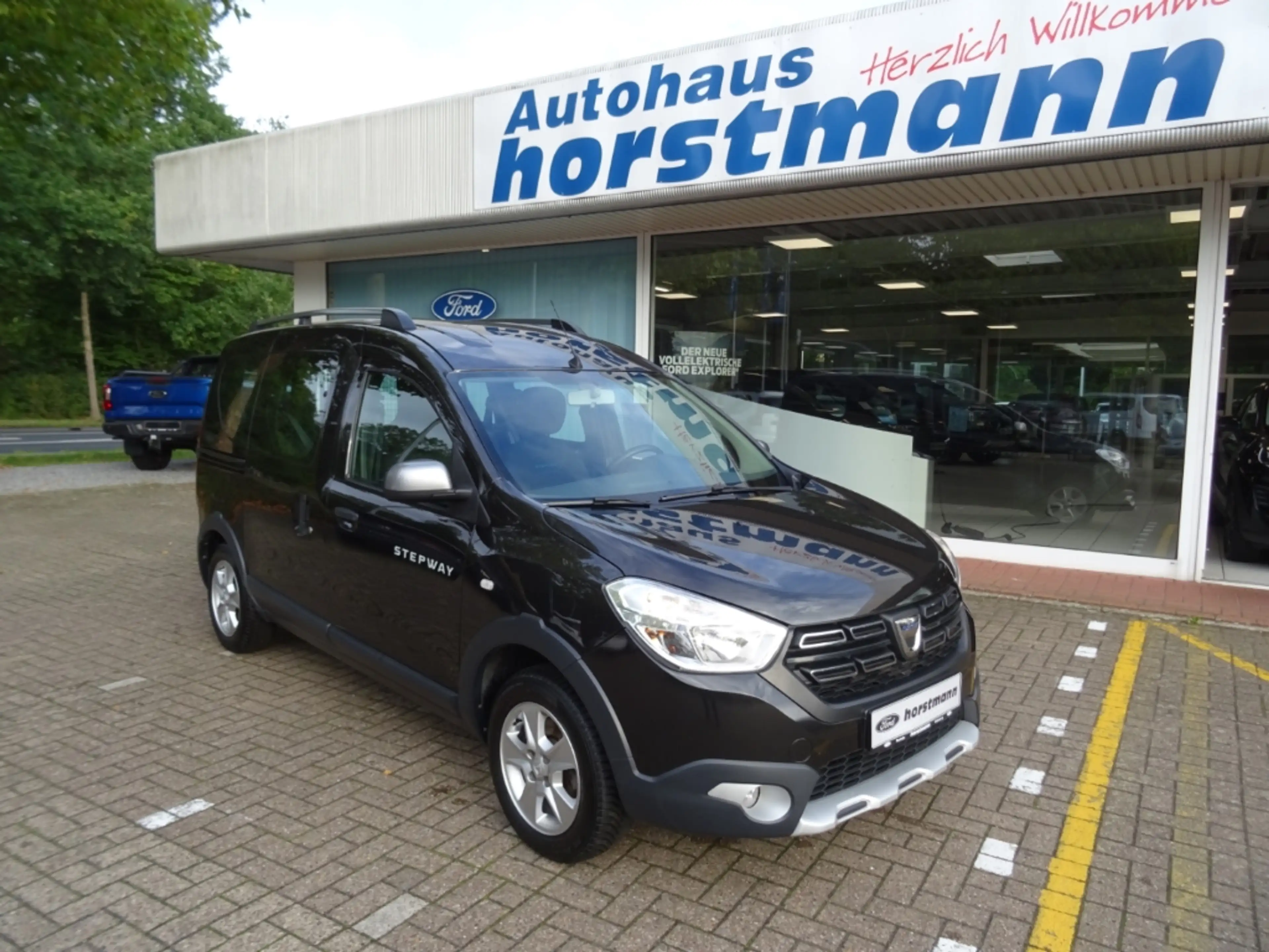 Dacia Dokker STEPWAY, NAVI, LM, RFK, KLIMA, BEH. SITZE