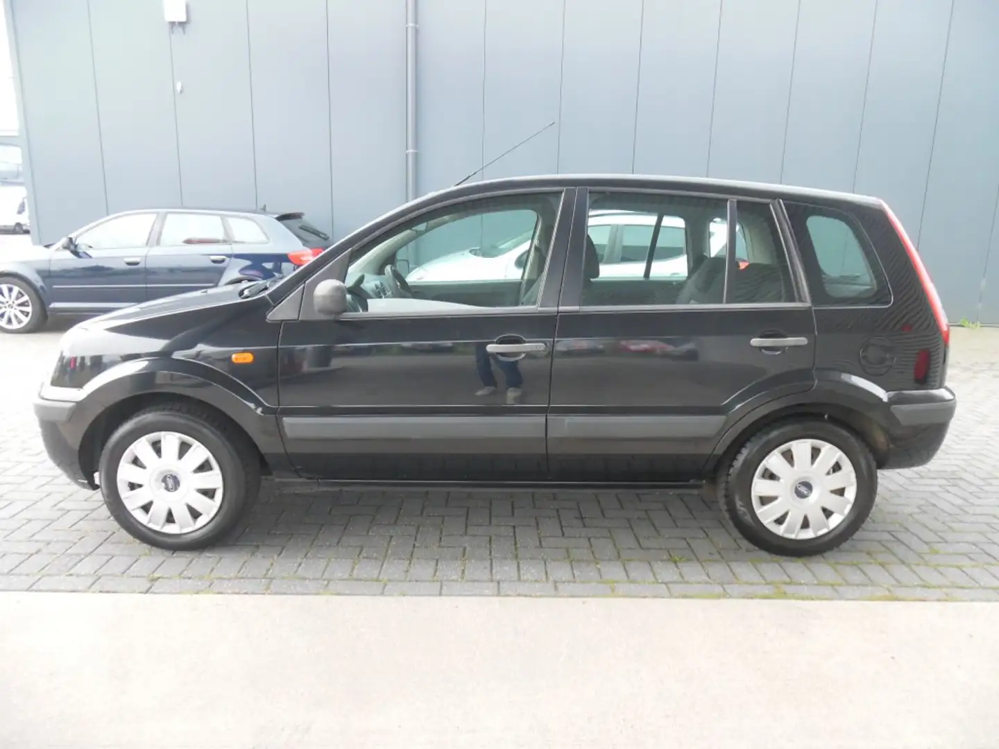 Ford Fusion 1.4-16V CHAMPION Zwart - 2