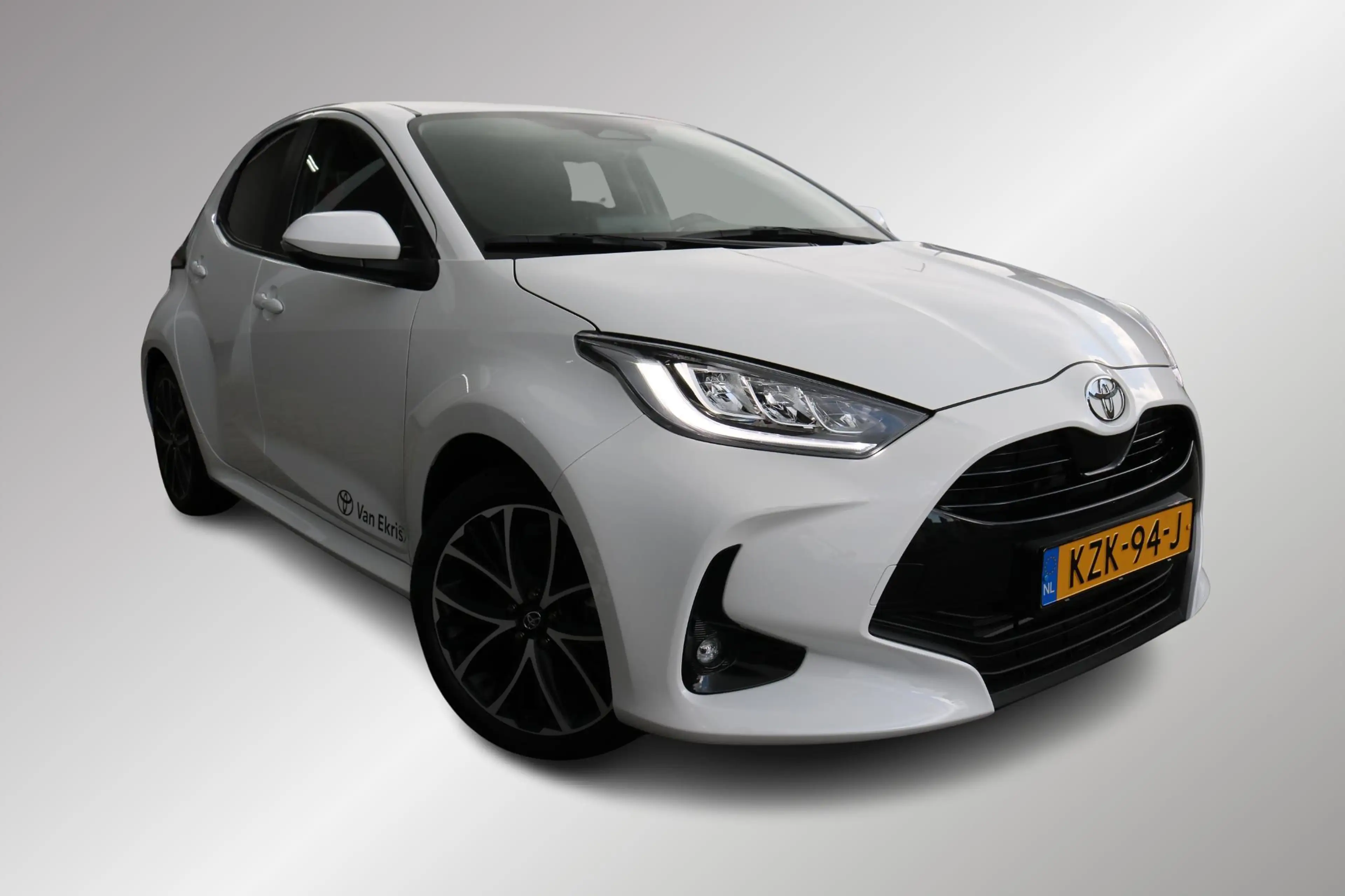 Toyota Yaris 1.5 Hybrid 115 Dynamic Keyless entree, apple andro — photo 6