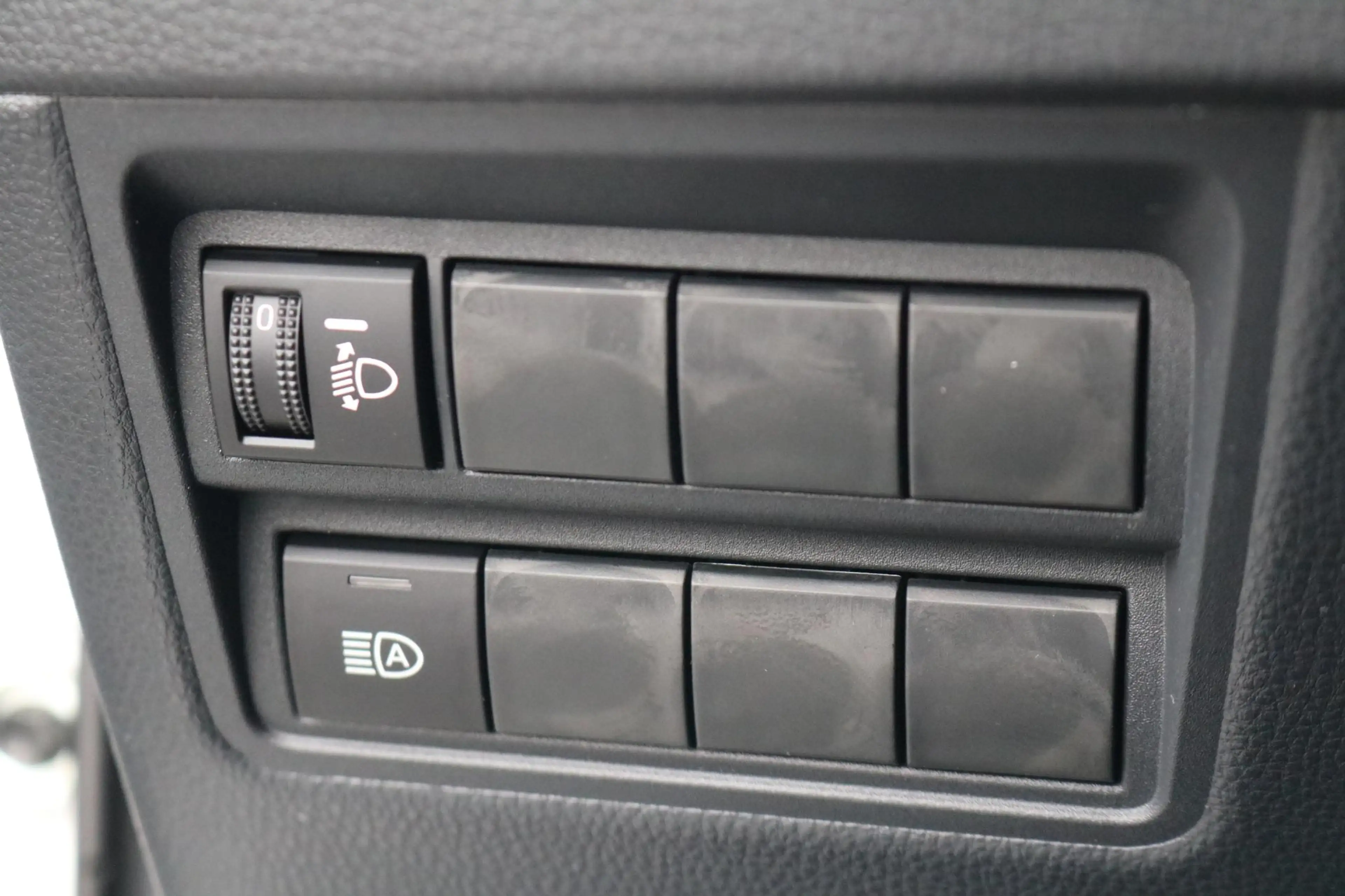 Toyota Yaris 1.5 Hybrid 115 Dynamic Keyless entree, apple andro — photo 11