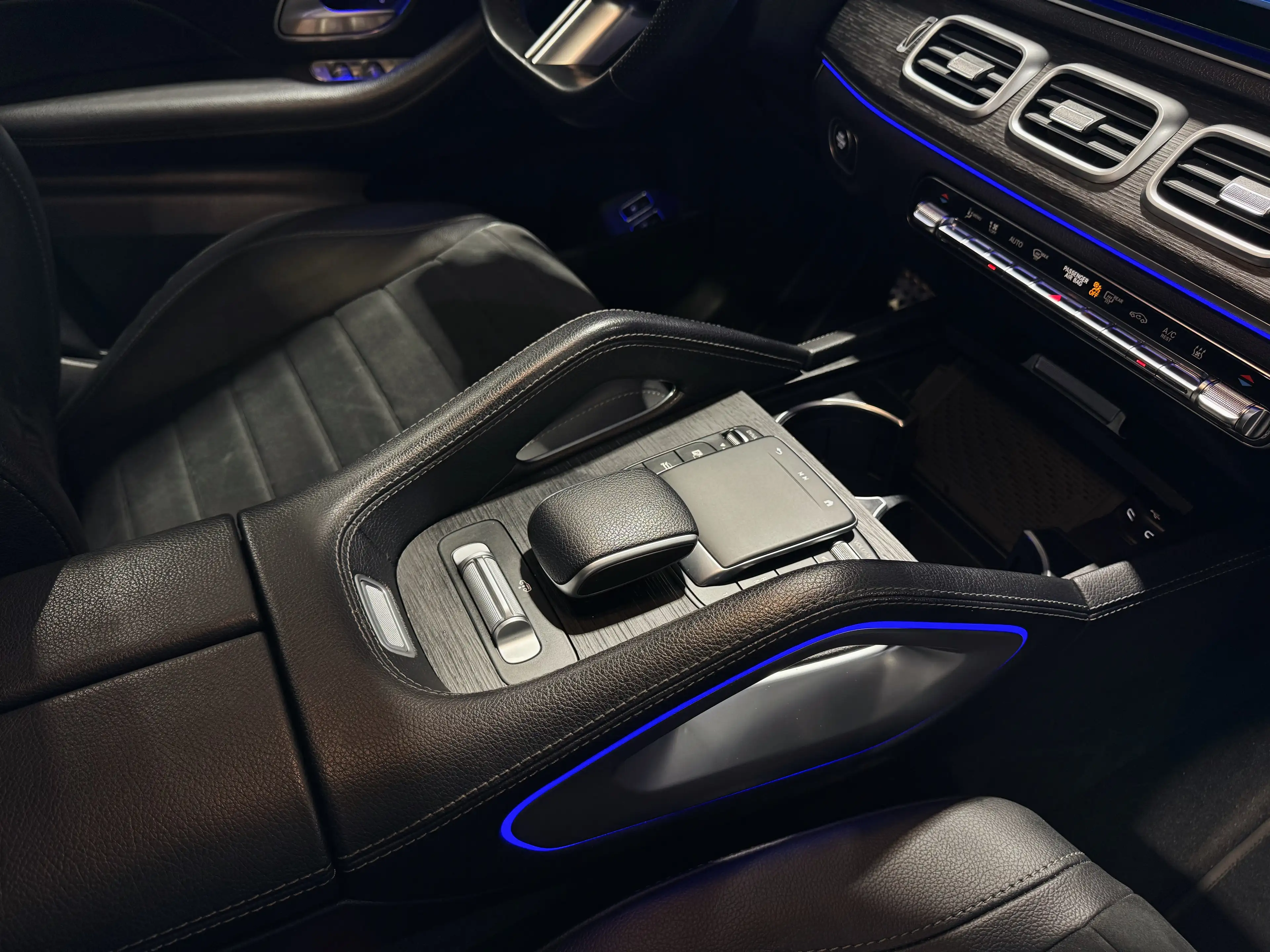 Mercedes-Benz GLE 400 e 4Matic AMG-Line - Garantie — photo 12
