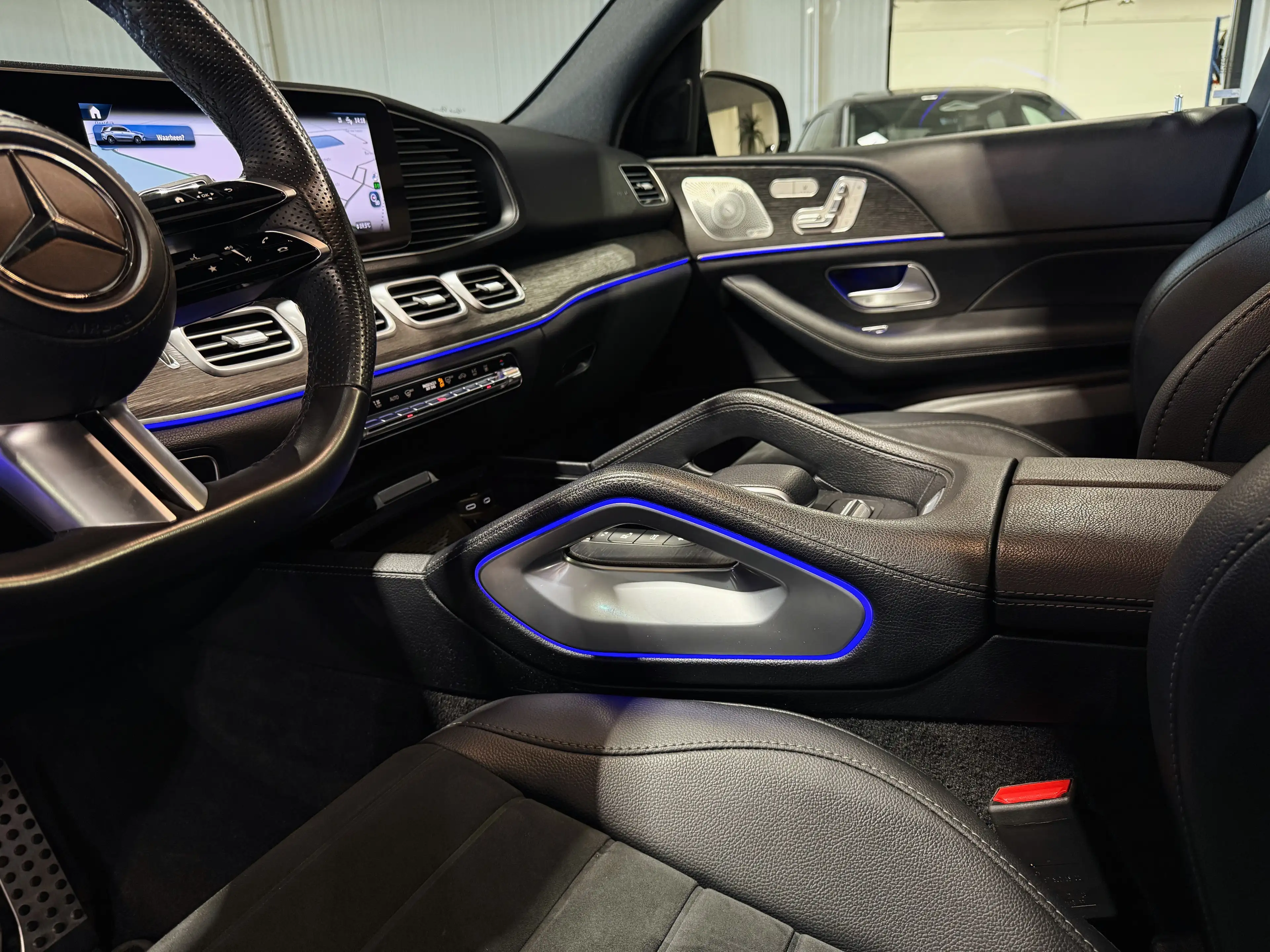 Mercedes-Benz GLE 400 e 4Matic AMG-Line - Garantie — photo 9