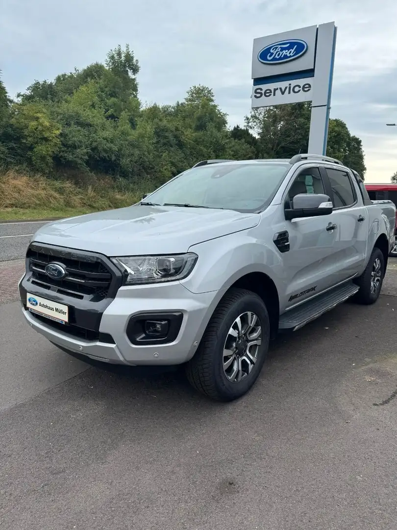 Ford Ranger Wildtrak Doppelkabine 4x4 Silber - 2