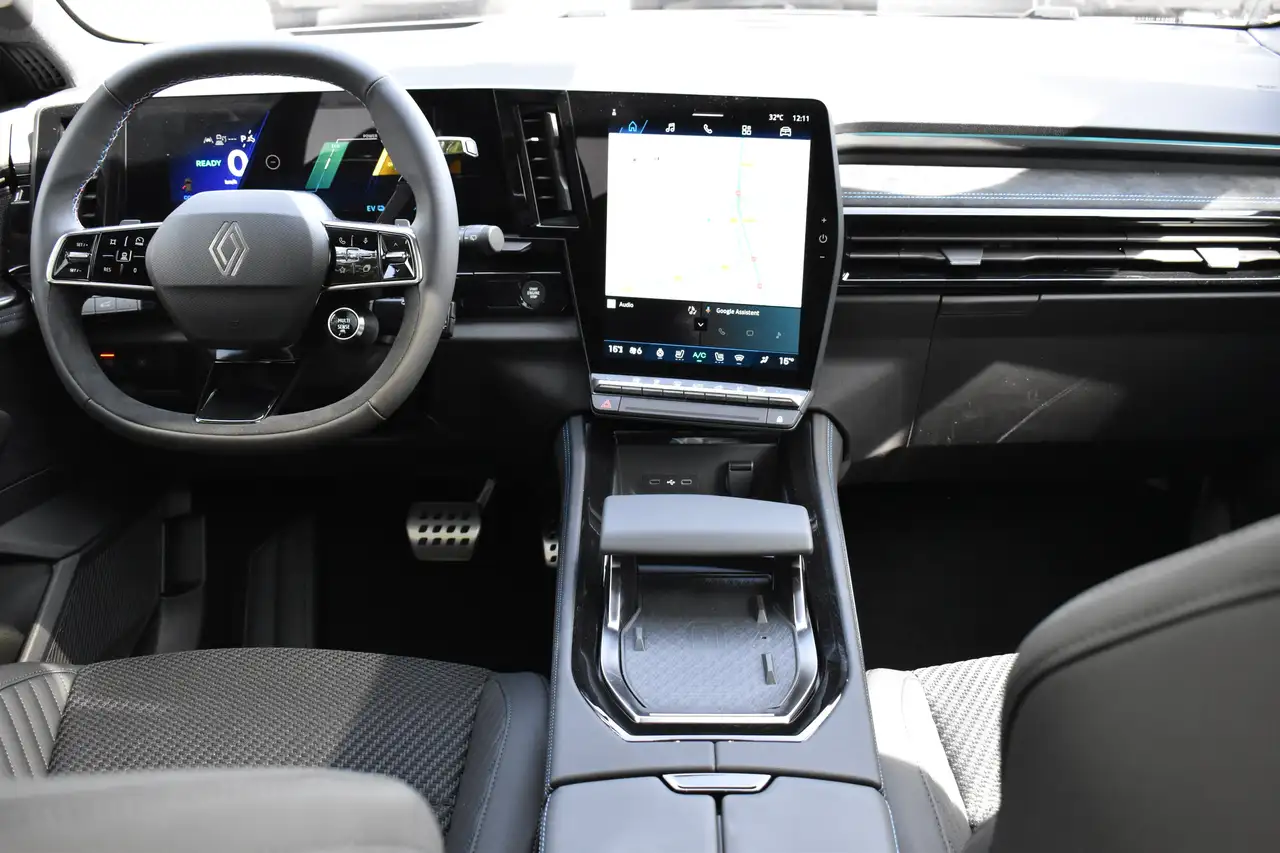 Renault Espace 2026 — фото 12