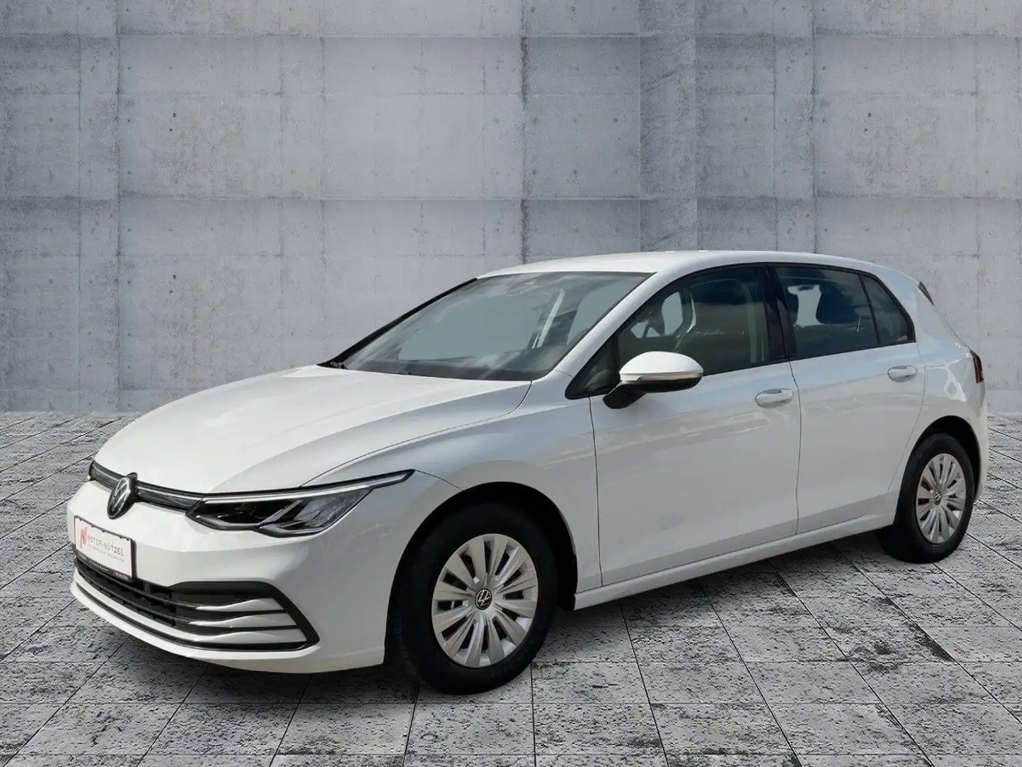 Volkswagen Golf VIII 1.0 TSI LED+SHZ+2xPDC+MFL+MFA+BT+VC Wit - 2