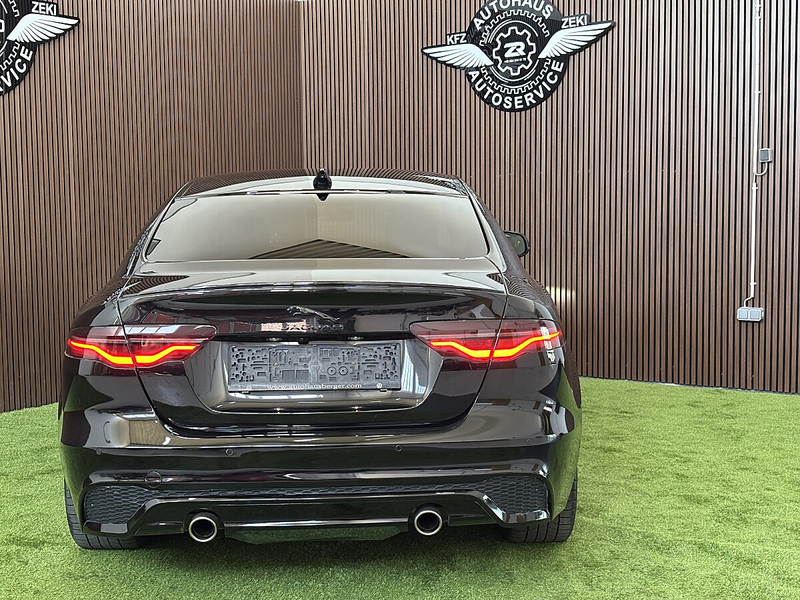 Jaguar XE P300 AWD R-Dynamic S Aut. — photo 12