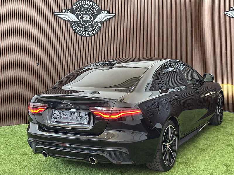 Jaguar XE P300 AWD R-Dynamic S Aut. — photo 10