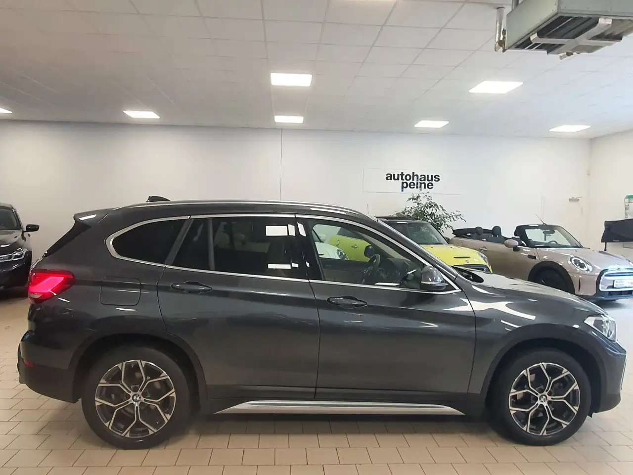 2022 BMW X1 xDri18d/Aut/HUD/LEDerMemorStz/Panor/Kamer/xLin, photograph 11
