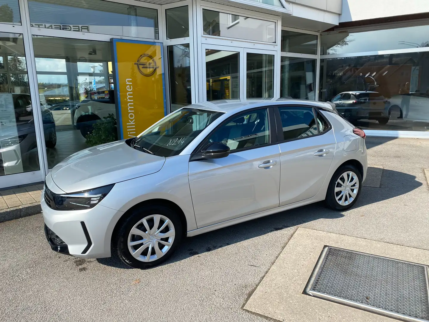 Opel Corsa Edition Zilver - 2