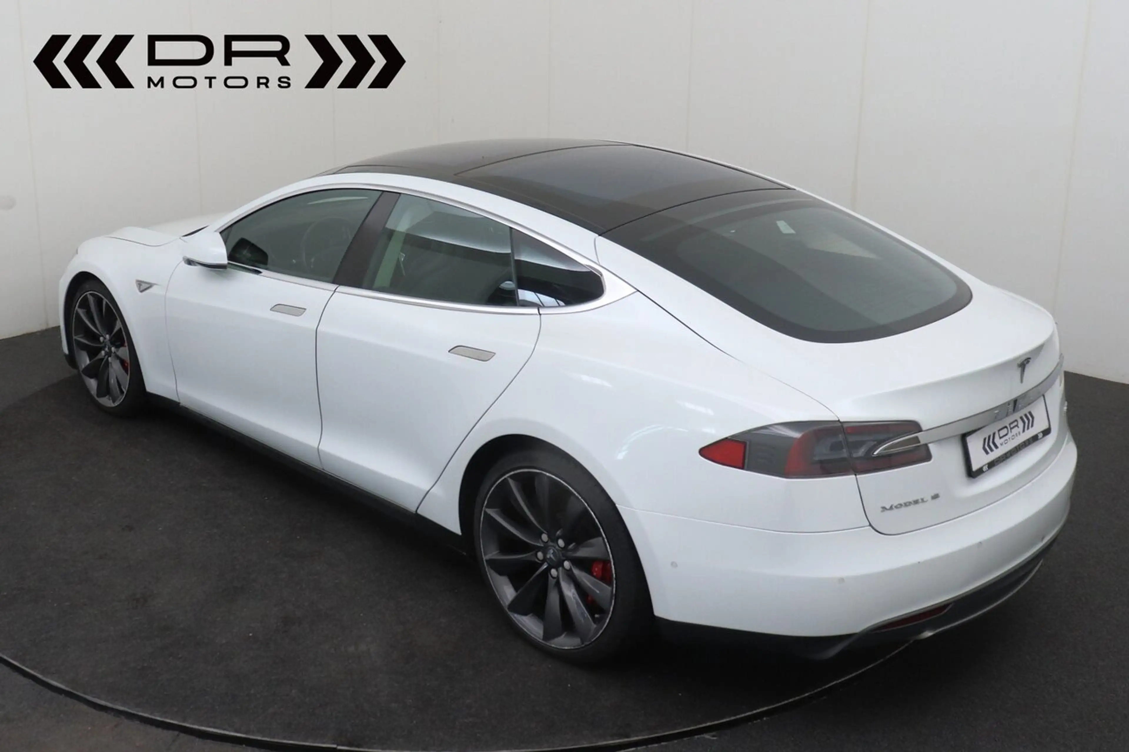 Tesla Model S P85D - FREE SUPERCHARGING - 2024 NEW BATTERY — photo 6