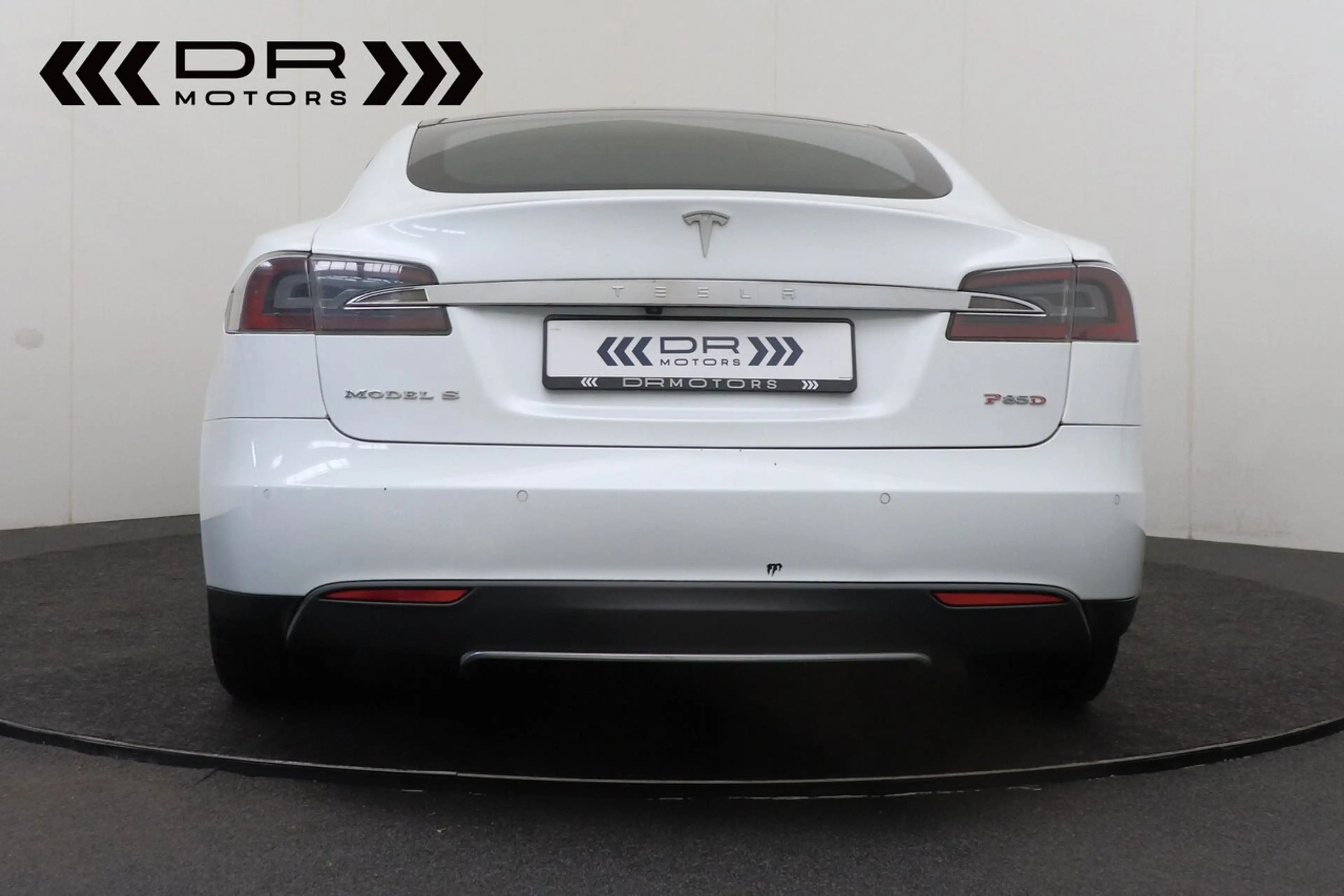 Tesla Model S P85D - FREE SUPERCHARGING - 2024 NEW BATTERY — photo 11