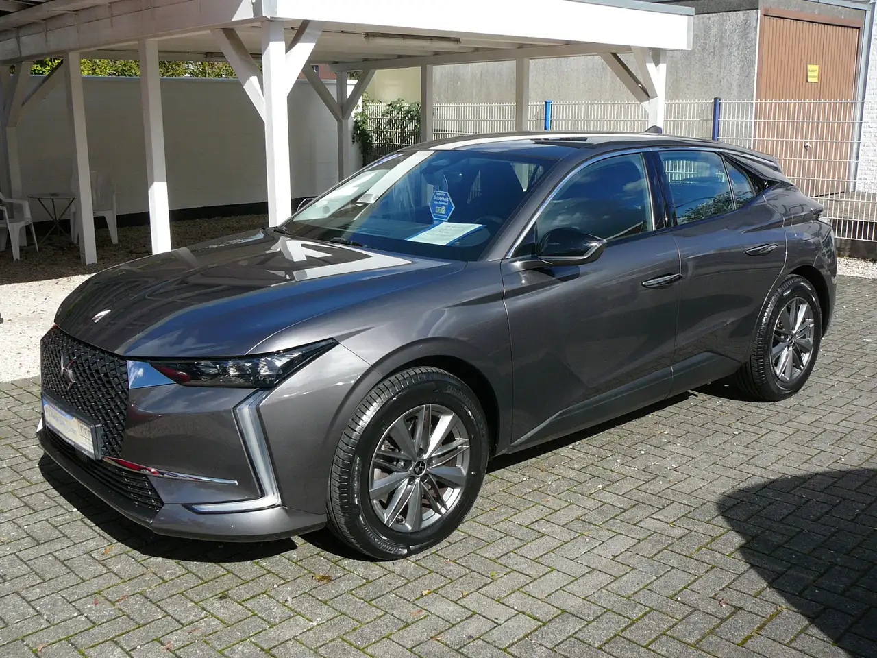 DS Automobiles DS 4
