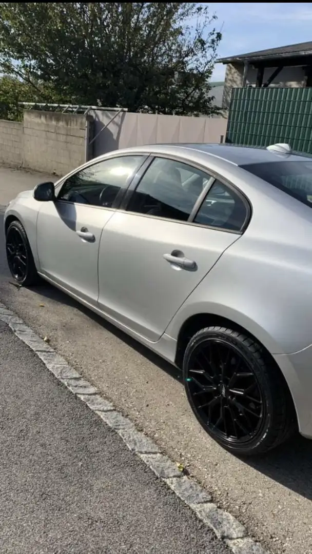 Volvo S60 D3 2.0L Grau - 2