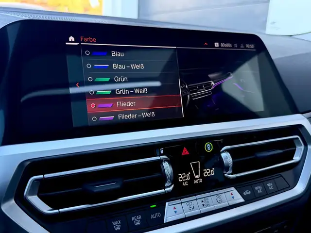 BMW 3 Series view 15