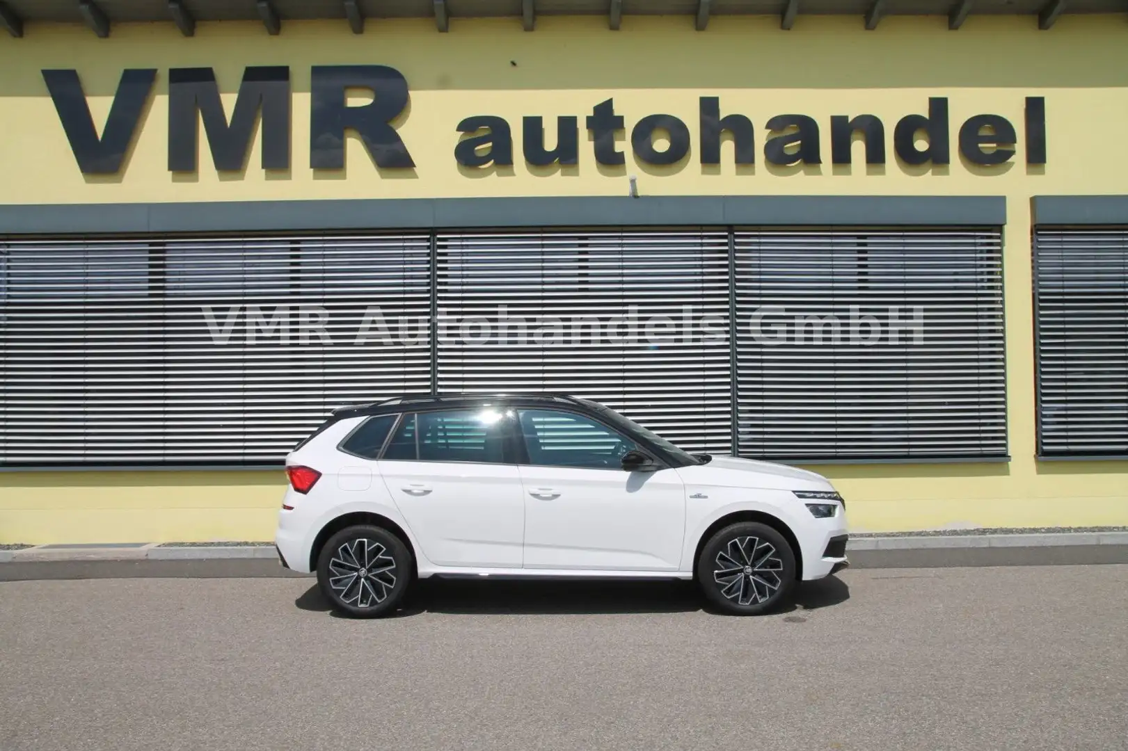 Skoda Kamiq 1.5 TDI DSG Monte Carlo *APP*5 Jahre Gar.* Weiß - 1