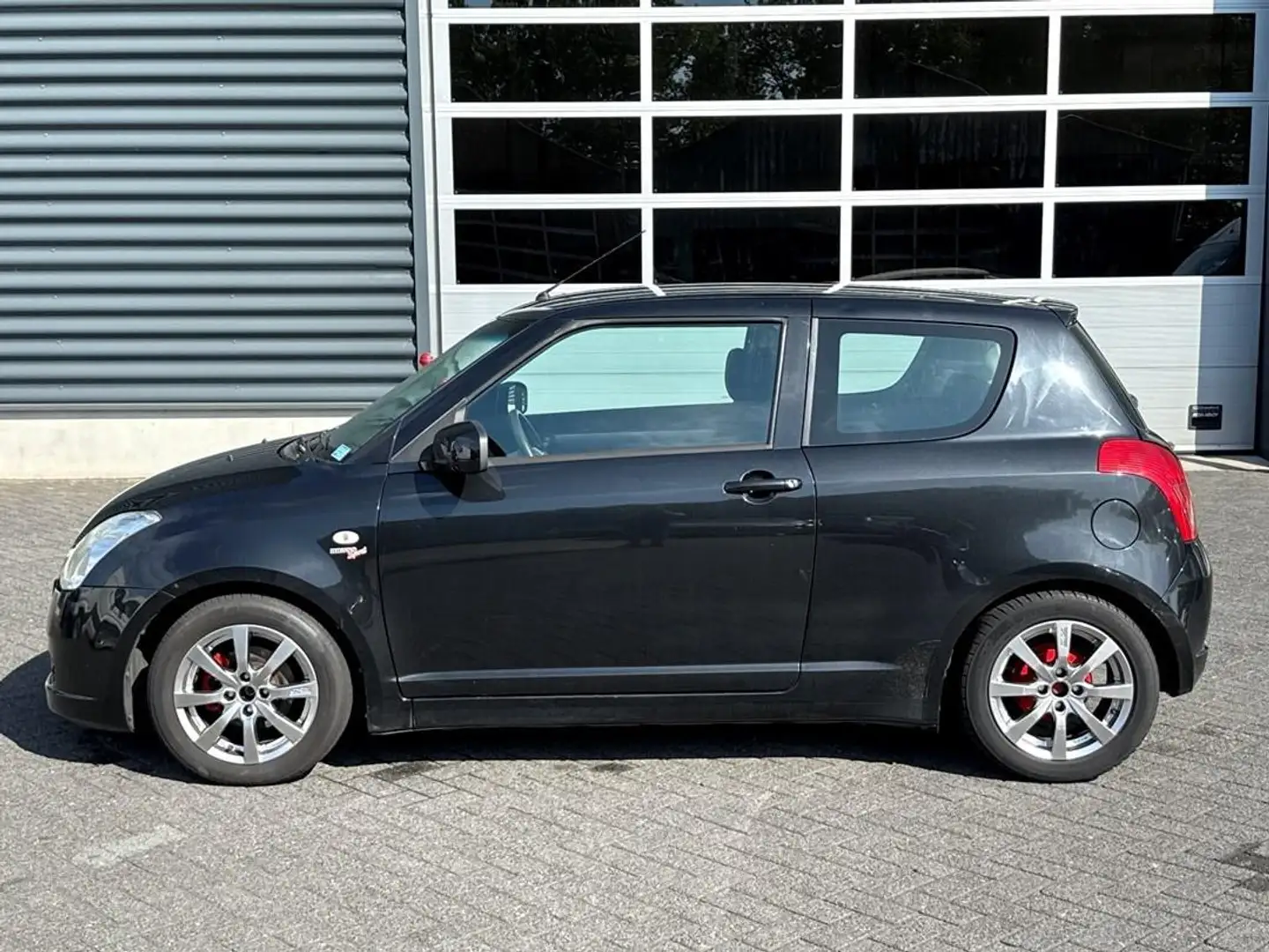 Suzuki Swift 1.3 GLS, Airco Zwart - 2