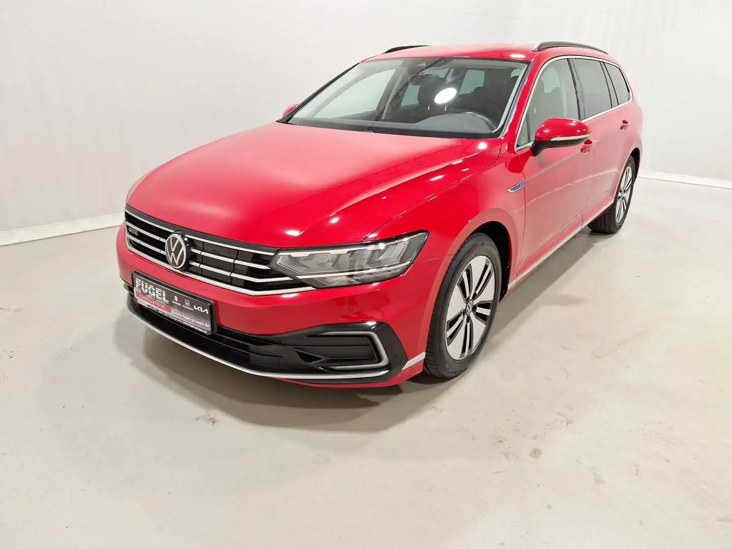Volkswagen Passat Variant 1.4 TSI DSG GTE LED|Navi|ACC|RFK Rot - 2