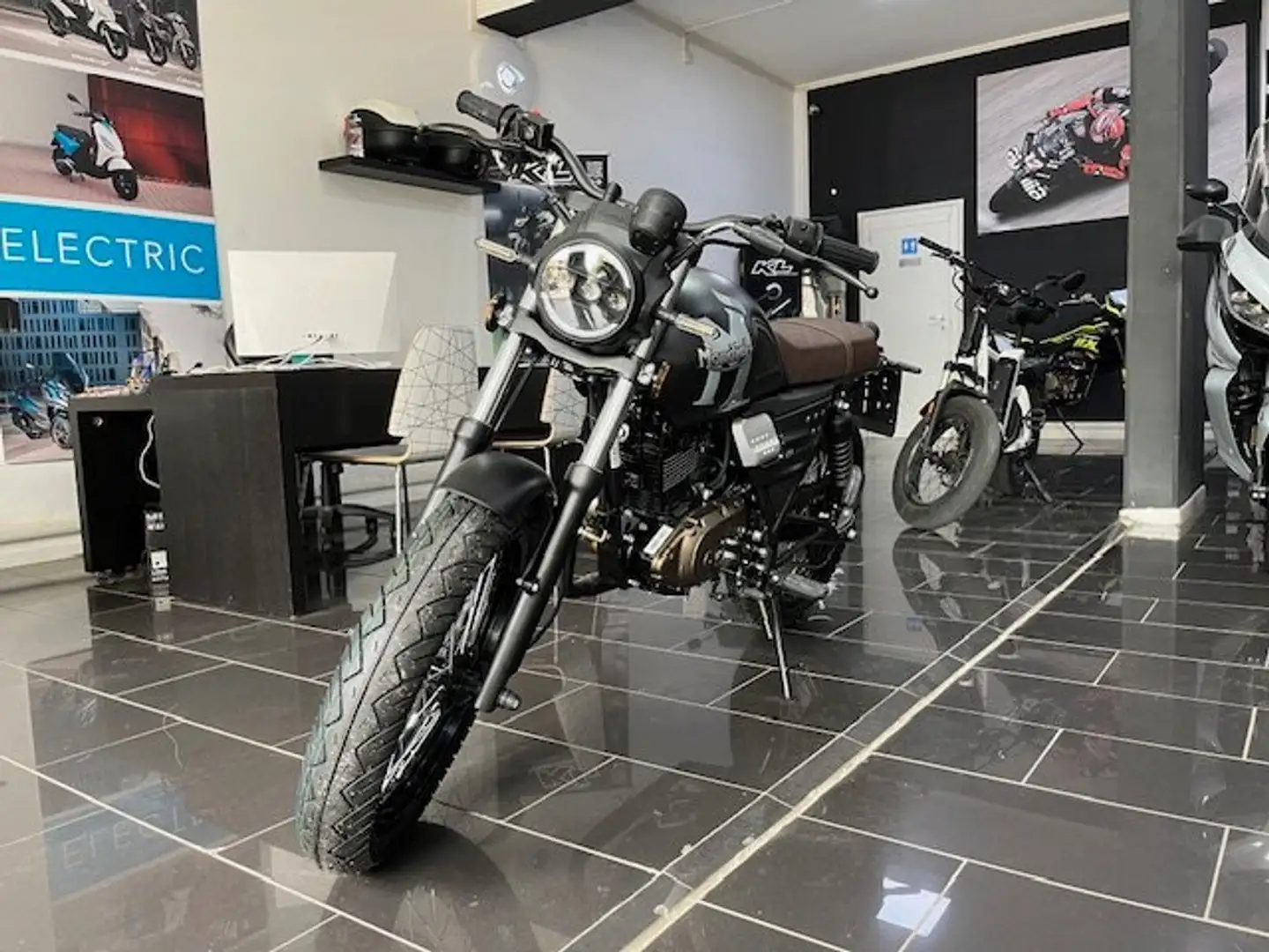 Mondial mondial spartan 125 Nero - 1