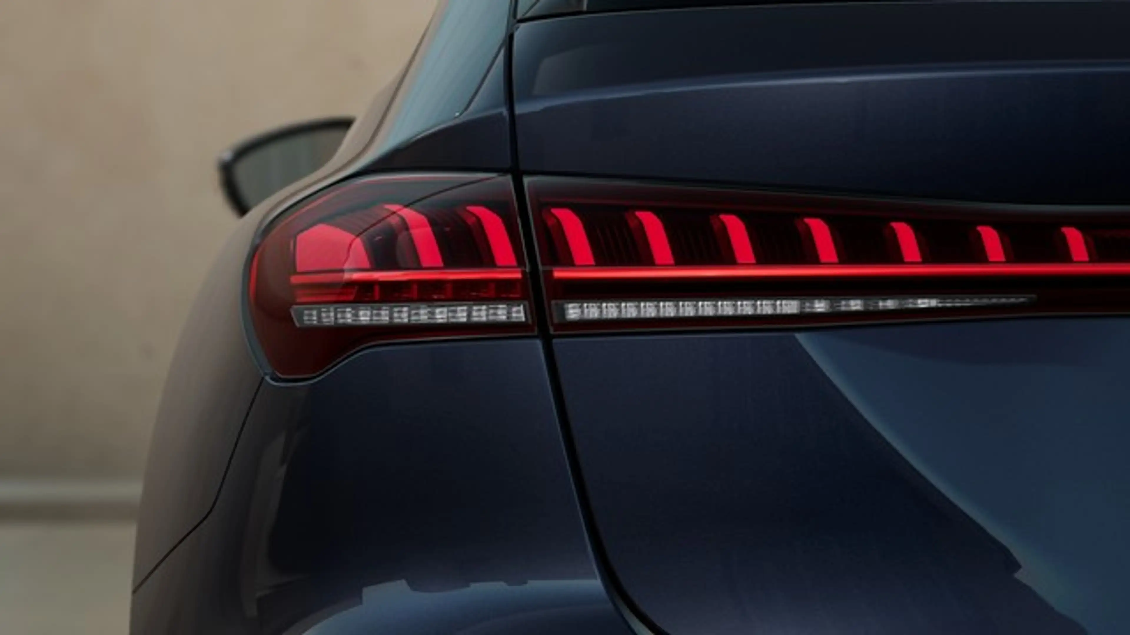Audi A5 Avant TDI AHK ACC Navi+ Kamera Leder LM 18 — photo 11
