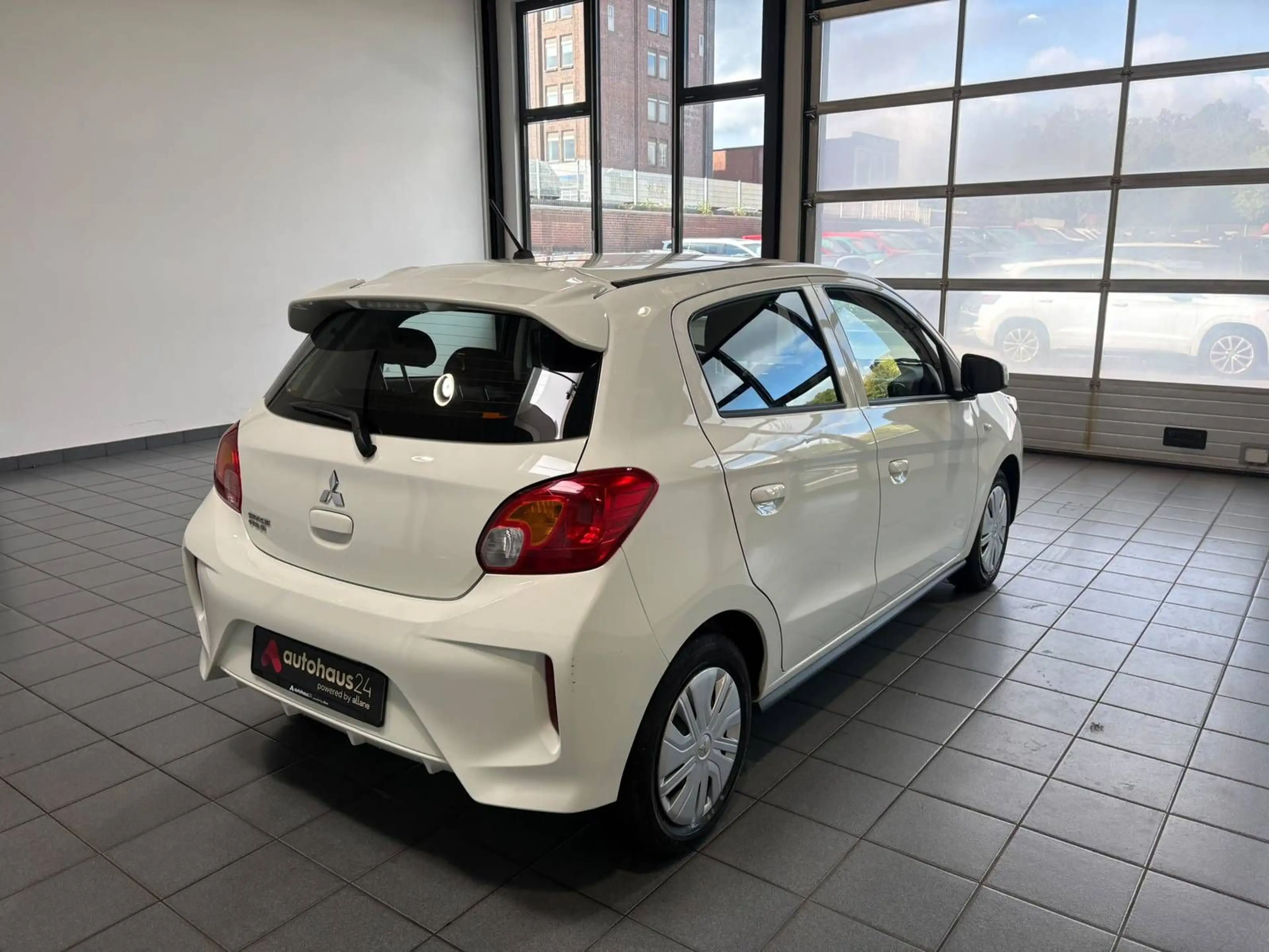 Mitsubishi Space Star 1.2 Select  Klima|DAB+|Bluetooth — photo 5
