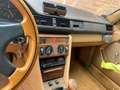 Mercedes-Benz 250 W124, 250D van 09/1985 Belastingvrij!! Goud - thumbnail 8