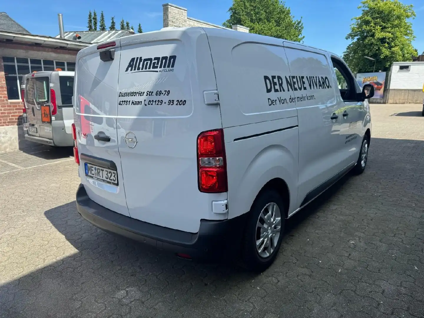 Opel Vivaro SCHIEBETÜR KAM AHK LED NAVI Biały - 2