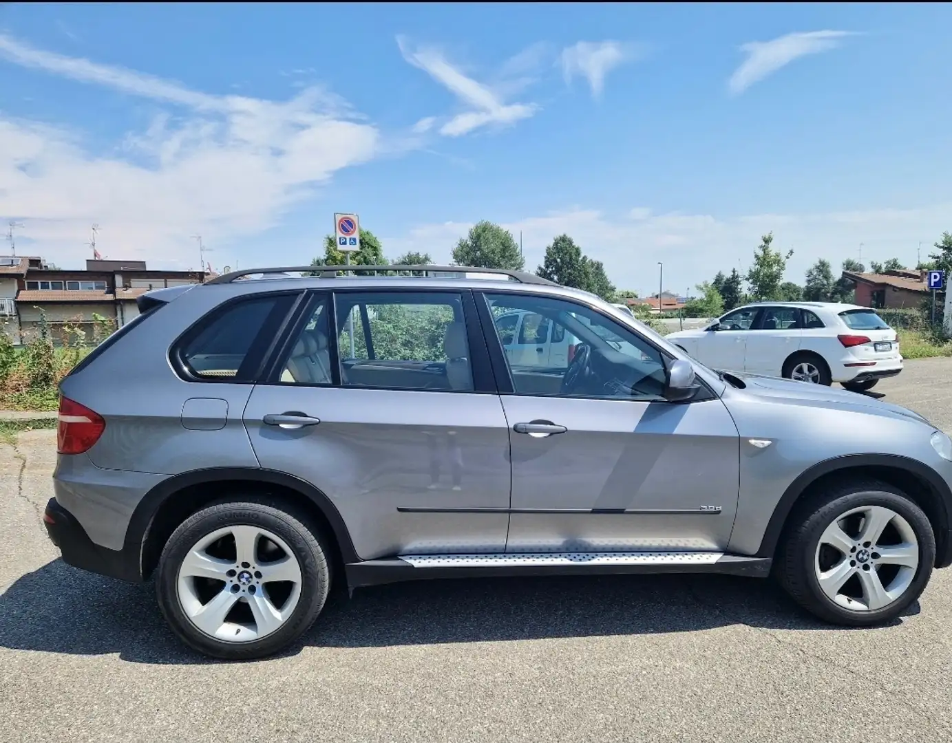 BMW X5 X5 E70xdrive30d (3.0d) Futura auto Grigio - 2