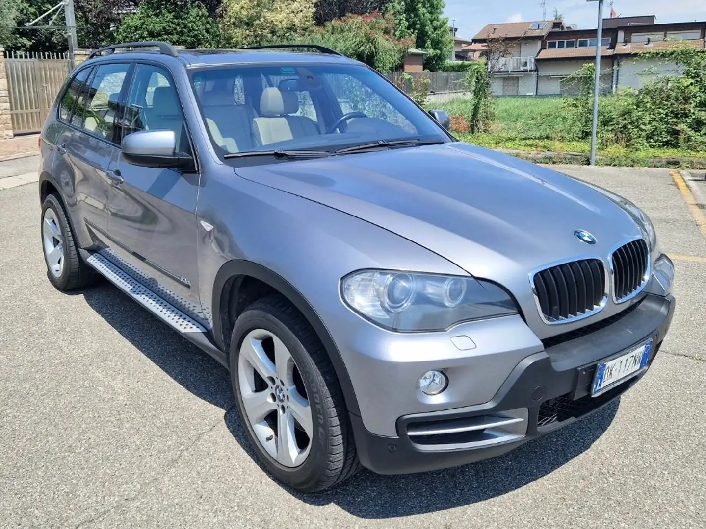 BMW X5 X5 E70xdrive30d (3.0d) Futura auto Grigio - 1