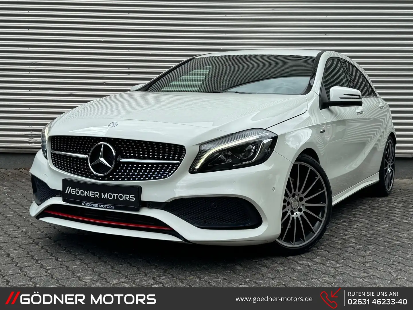 Mercedes-Benz A 250 AMG 4Matic Sport/DE-FZG/AMG-PAKET/LED/NAVI/PDC/... Wit - 1