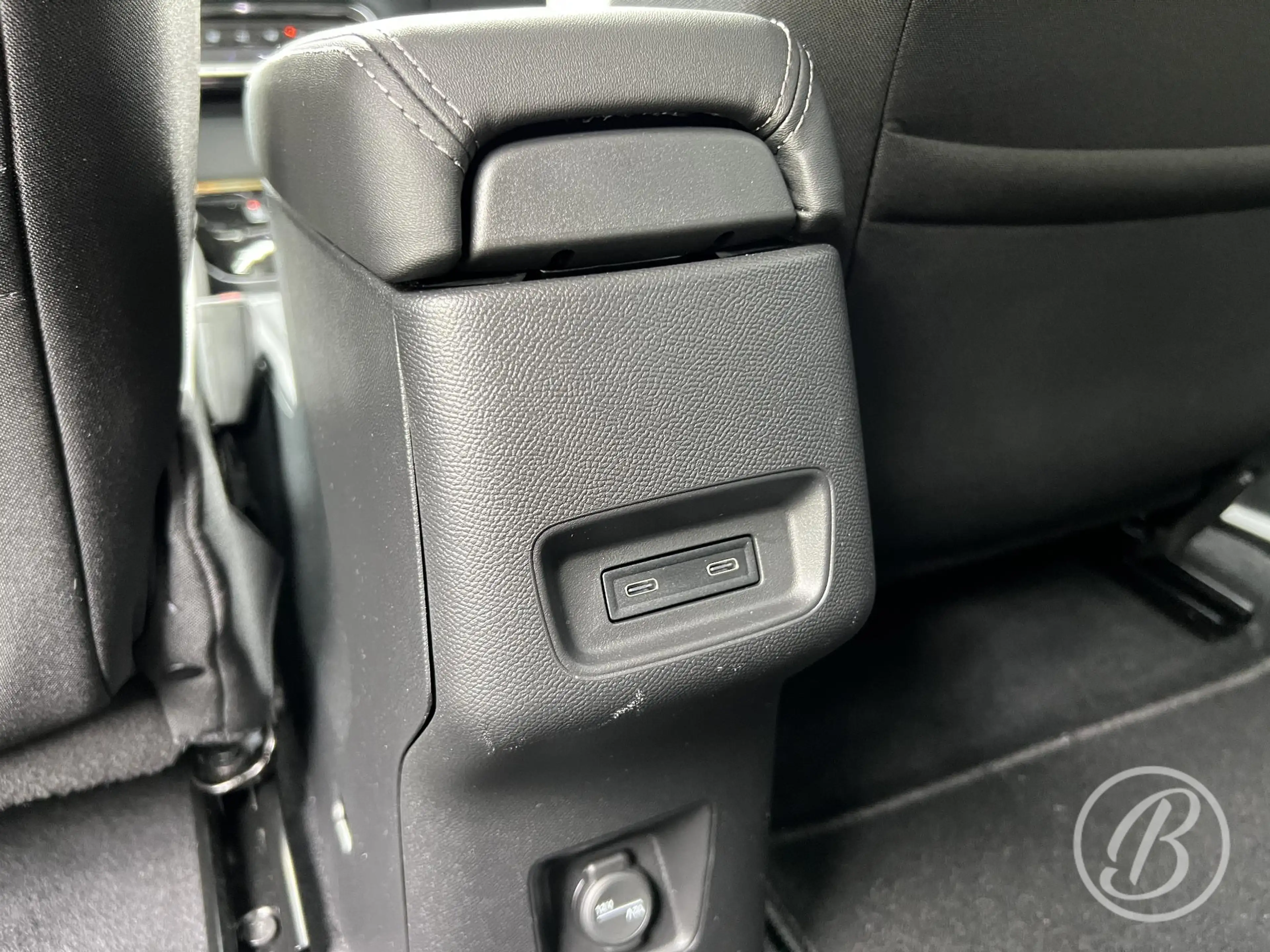 Citroen E-C3 Max 113pk 44 kWh — photo 25