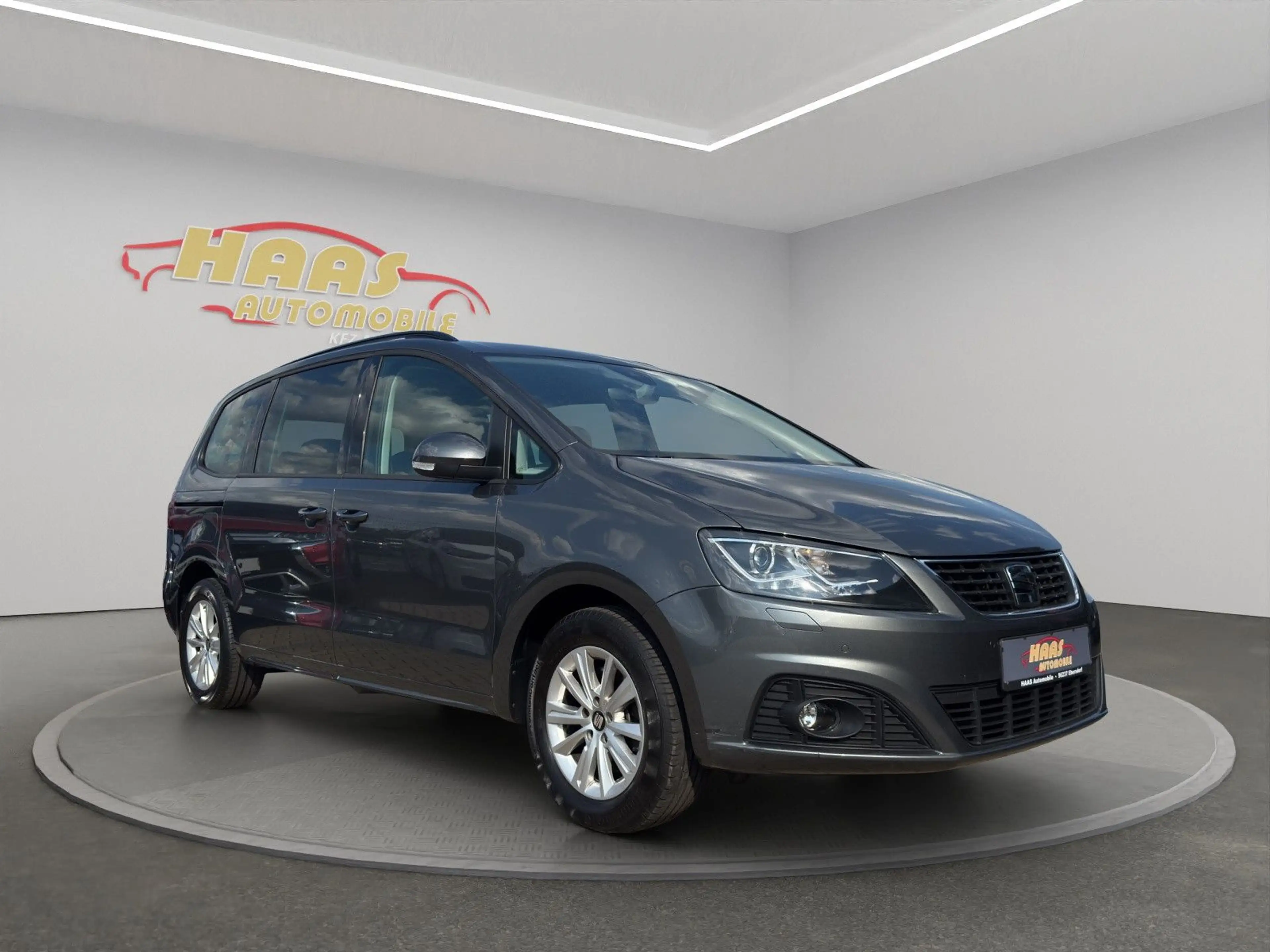 SEAT Alhambra Style*App-Connect*AHK*7-Sitzer* — photo 3
