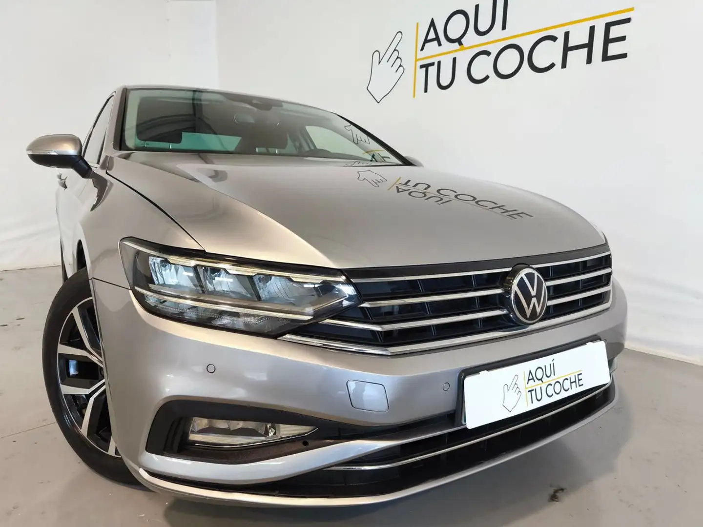 Volkswagen Passat 1.5 TSI ACT Executive DSG7 110kW Gri - 1