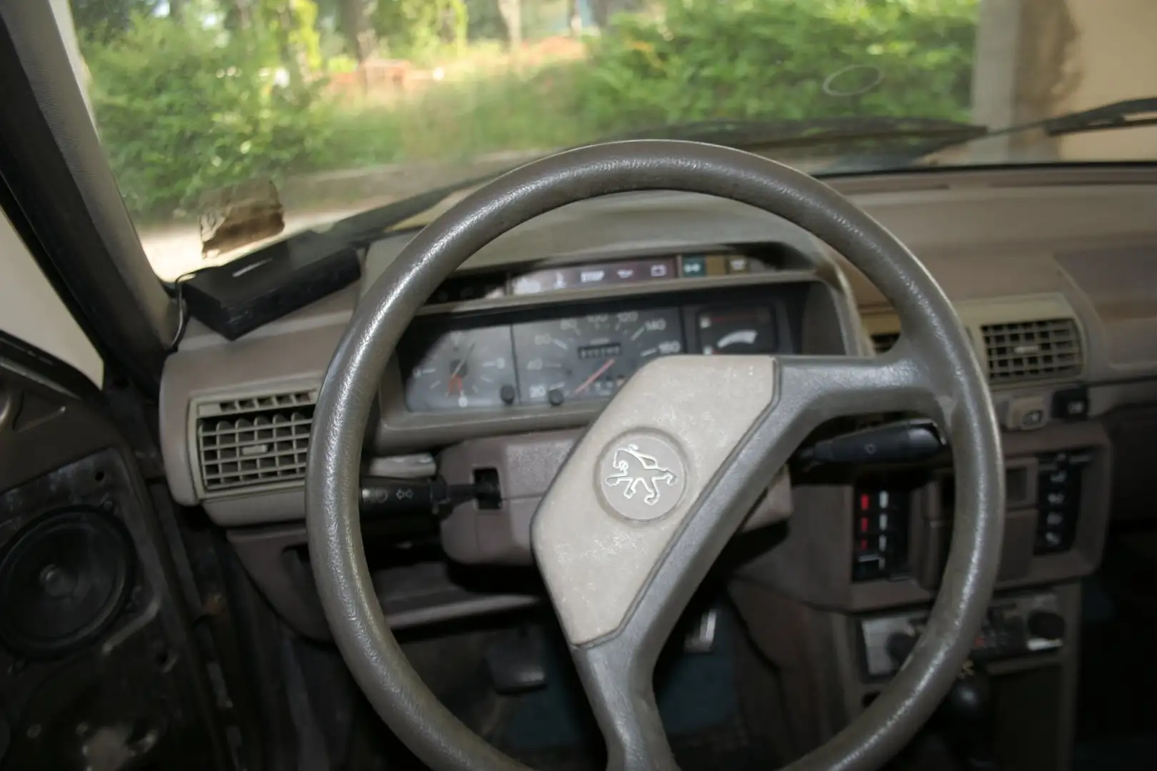 Peugeot 205 205 5p 1.8d GR 5m Marrone - 2