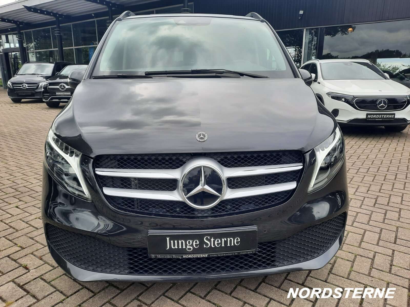 Mercedes-Benz V 220
