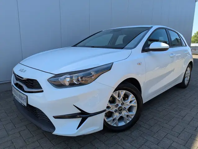 Kia cee'd / Ceed 1,0 T GDI "Edition 7" Top Zustand