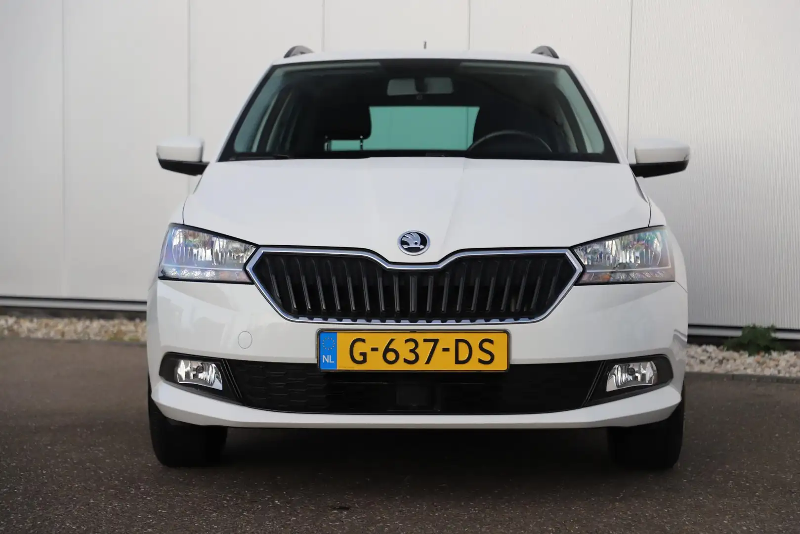 Skoda Fabia Combi 1.0 TSI Ambition 95PK Trekhaak Navigatie Car Blanc - 2