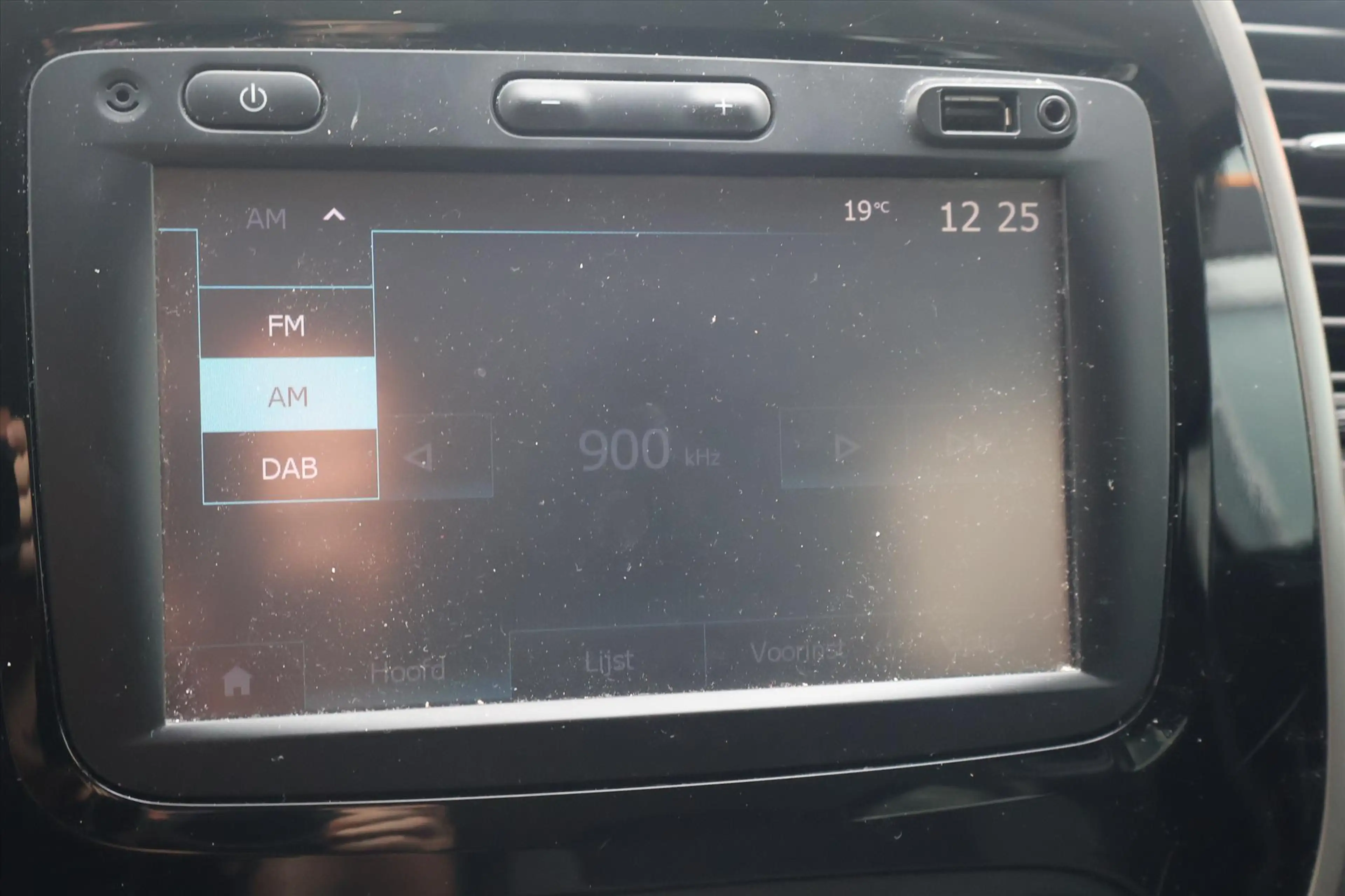 Renault Captur 0.9 Limited 90pk | Trekhaak | Airco | Navi | Cruis — photo 22