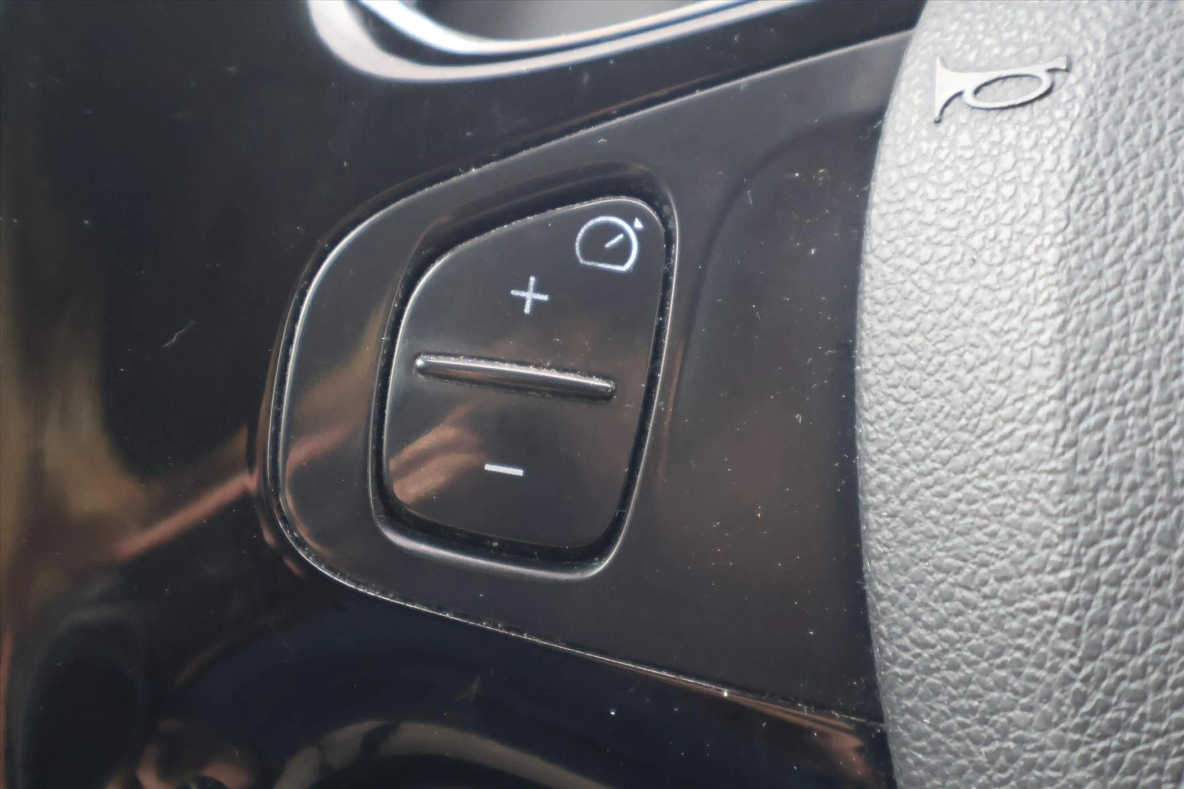 Renault Captur 0.9 Limited 90pk | Trekhaak | Airco | Navi | Cruis — photo 14