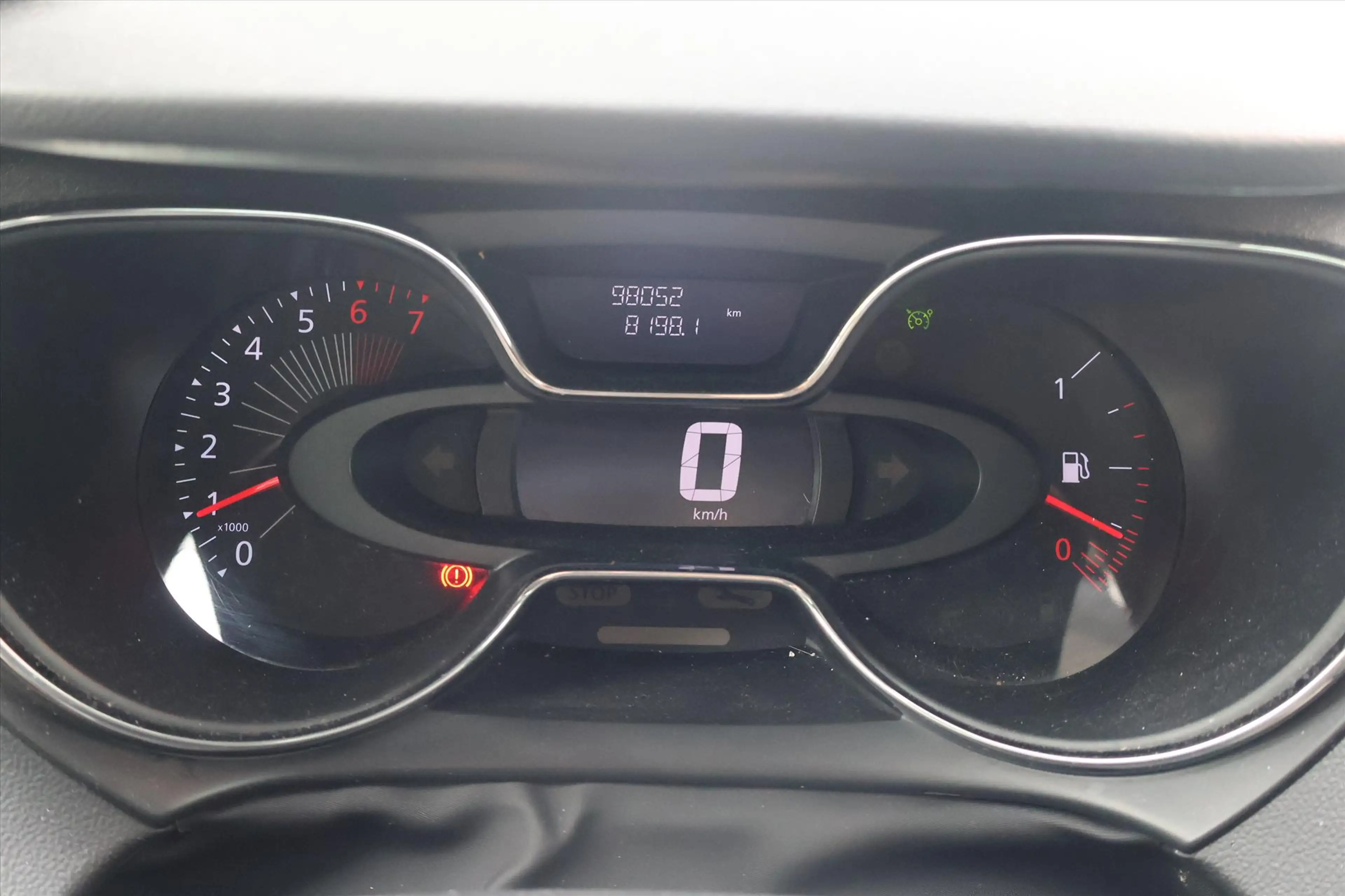 Renault Captur 0.9 Limited 90pk | Trekhaak | Airco | Navi | Cruis — photo 17