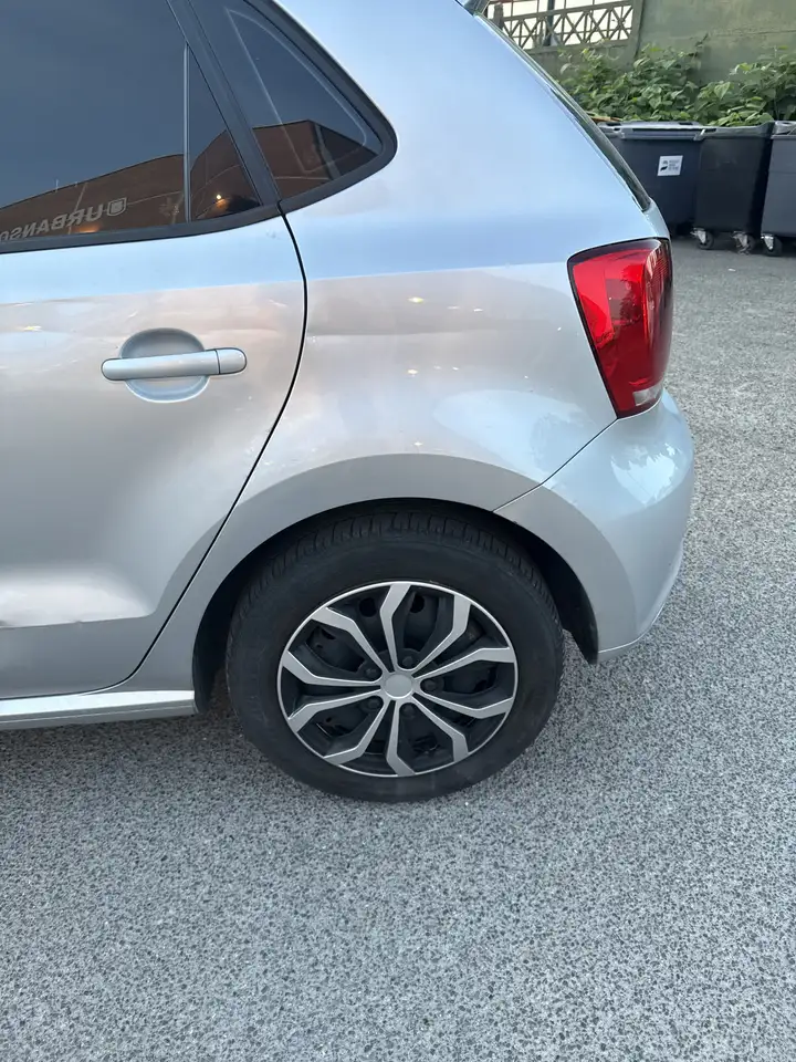 Volkswagen Polo Citadine 5 portes — photo 9