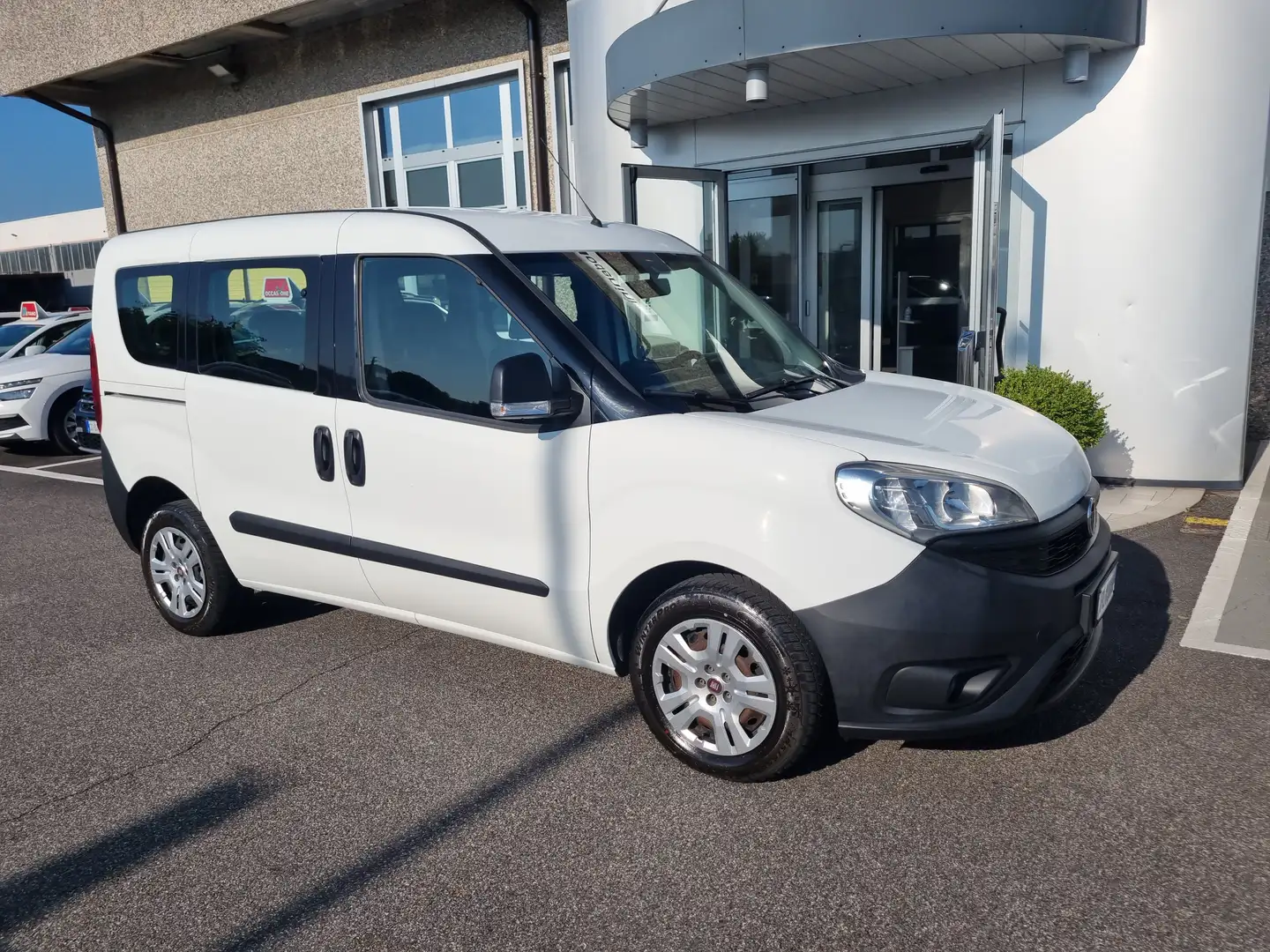 Fiat Doblo 1.3 mjt 16v 95cv AUTOCARRO EURO 6B Blanc - 1