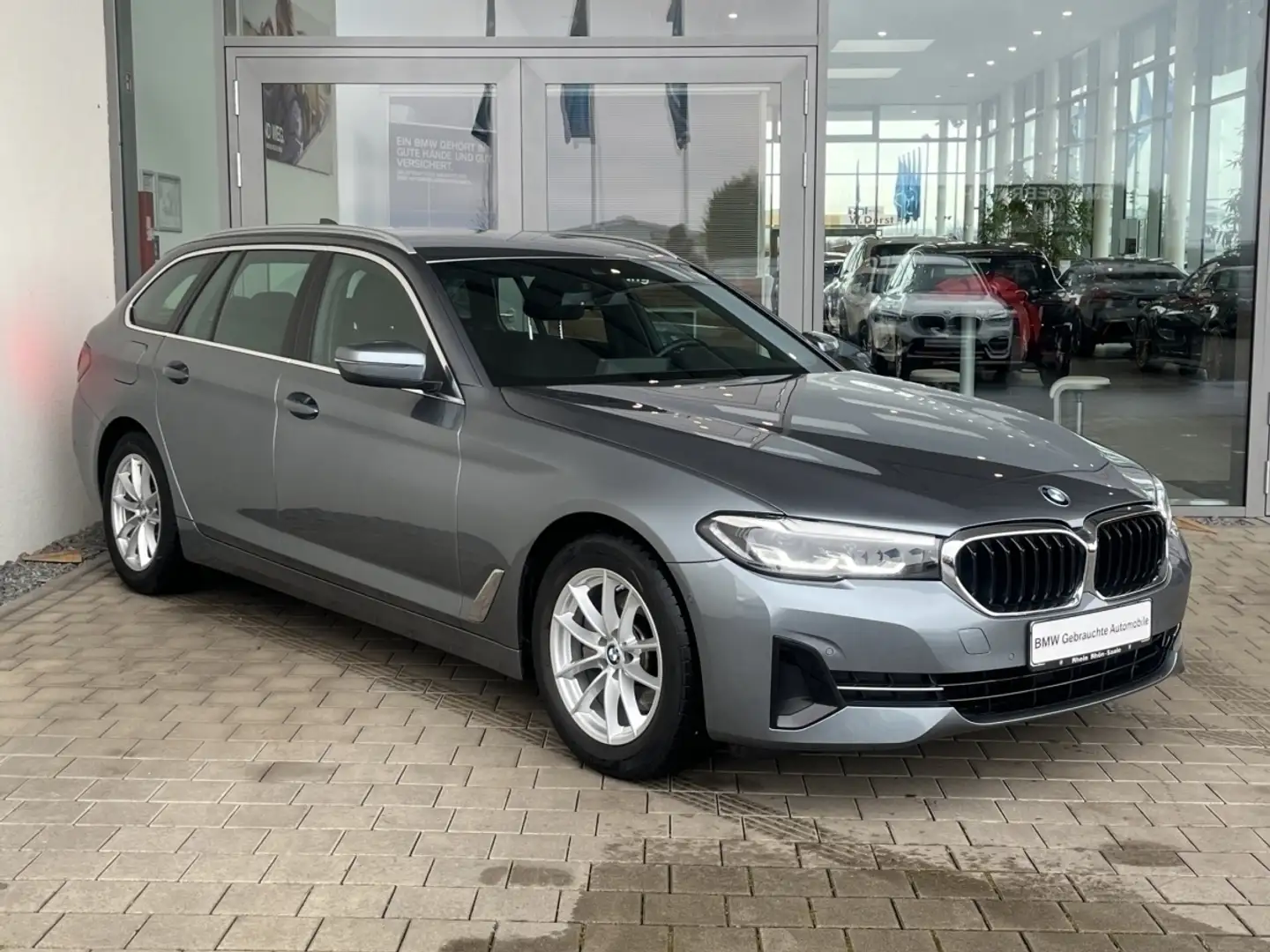 BMW 520 i Touring Navi.DriveA.AHK.Hifi.Komfort.ParkA Blauw - 2